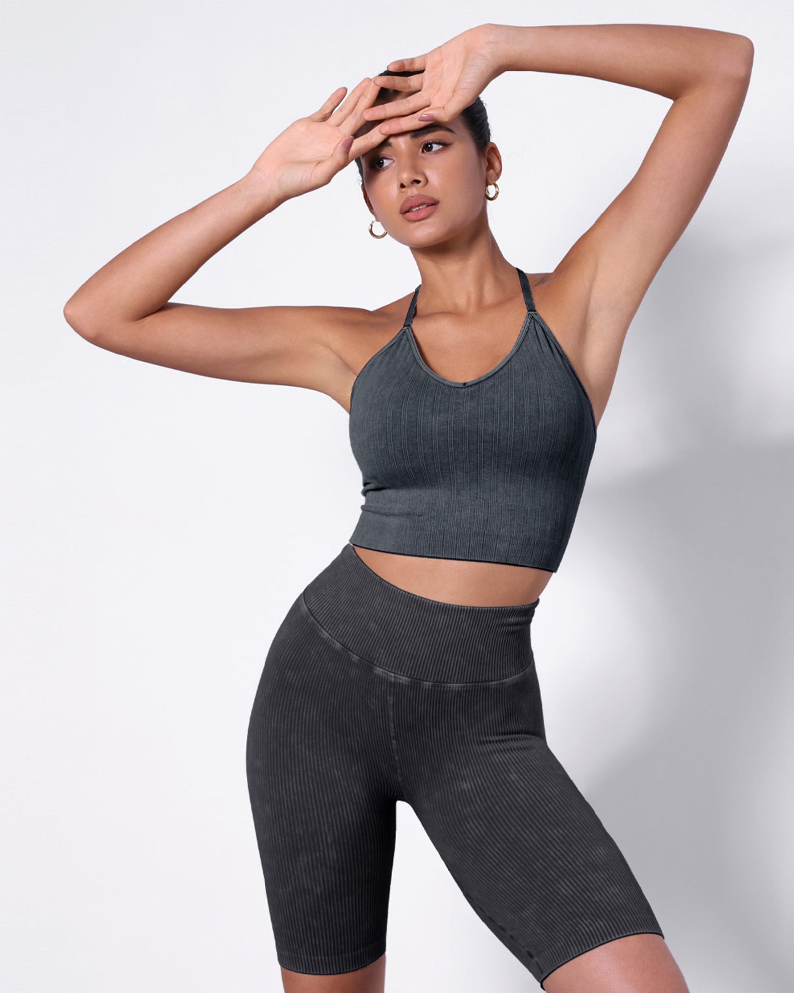 Seamless Strappy Sports Bra with Removable Pads - ododos