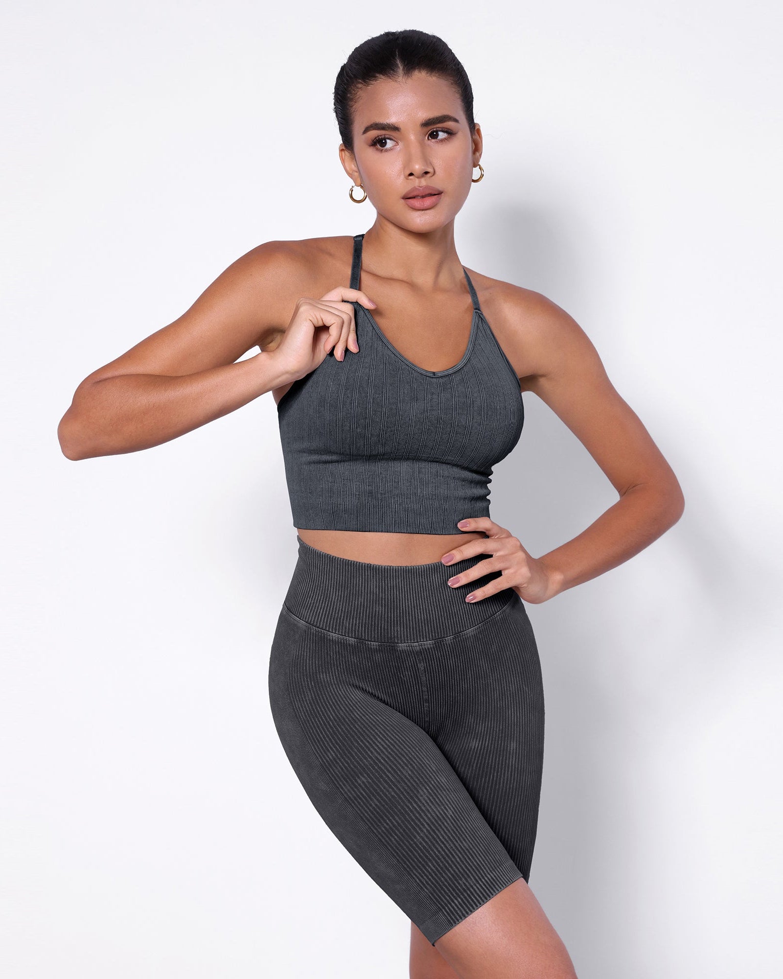Seamless Strappy Sports Bra with Removable Pads - ododos