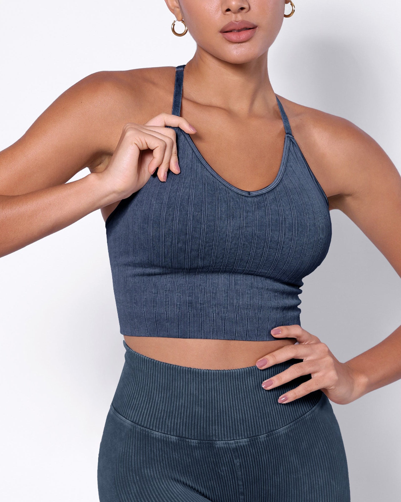 Seamless Strappy Sports Bra with Removable Pads - ododos