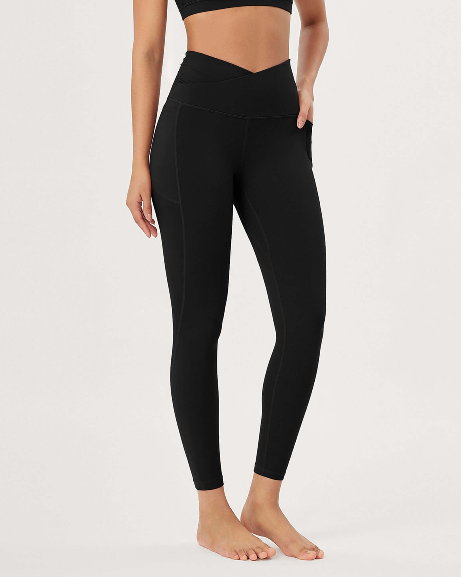 25 / 28 Gathered Crossover Lounge Yoga Leggings with Pockets - ododos