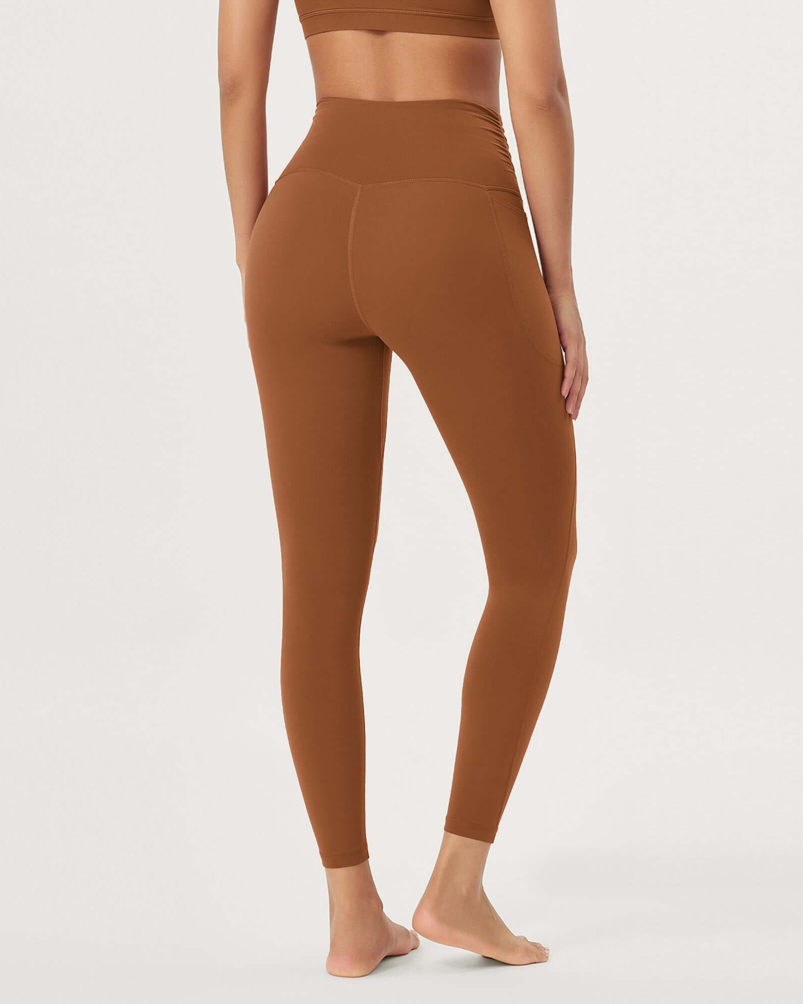 25 / 28 Gathered Crossover Lounge Yoga Leggings with Pockets - ododos