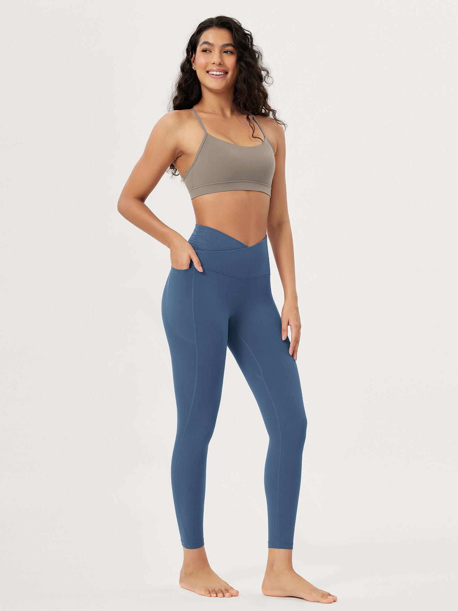 25 / 28 Gathered Crossover Lounge Yoga Leggings with Pockets - ododos