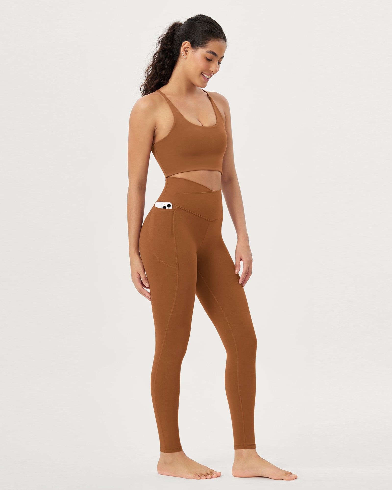 28 Crossover V High Wasit Lounge Leggings with Pockets Caramel - ododos