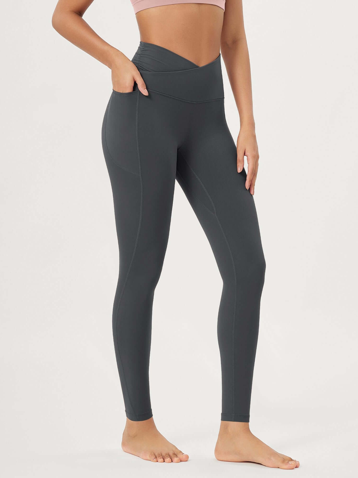 25 / 28 Gathered Crossover Lounge Yoga Leggings with Pockets 28 Inseam Charcoal - ododos