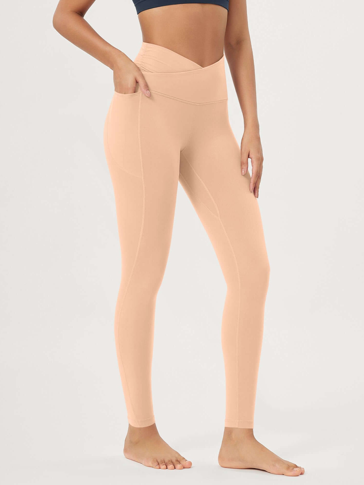 25 / 28 Gathered Crossover Lounge Yoga Leggings with Pockets 28 Inseam Peach - ododos