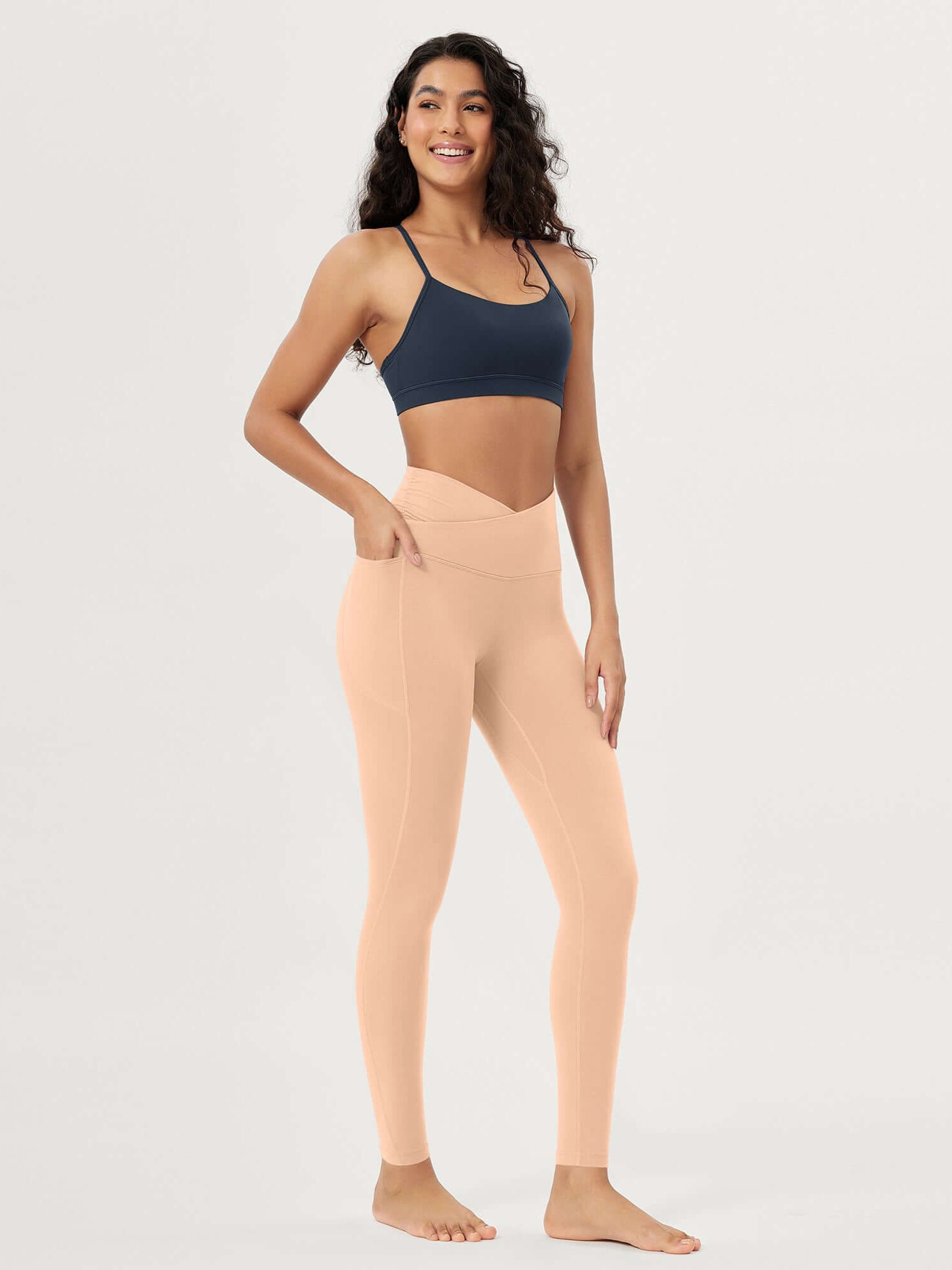 25 / 28 Gathered Crossover Lounge Yoga Leggings with Pockets - ododos