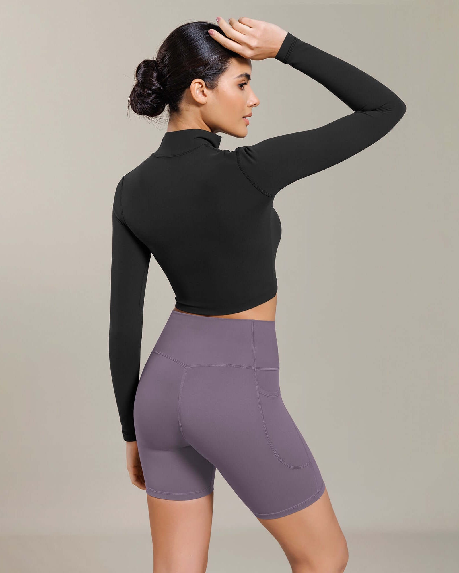 Cloud Feeling Cross Waist Yoga Shorts with Pockets - ododos