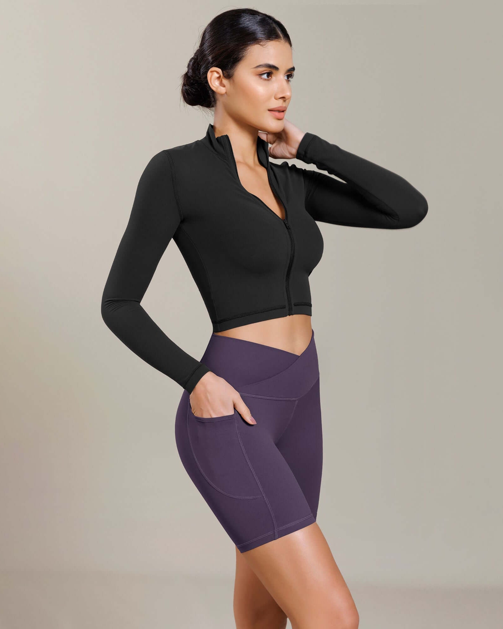 Cloud Feeling Cross Waist Yoga Shorts with Pockets Dark Purple - ododos