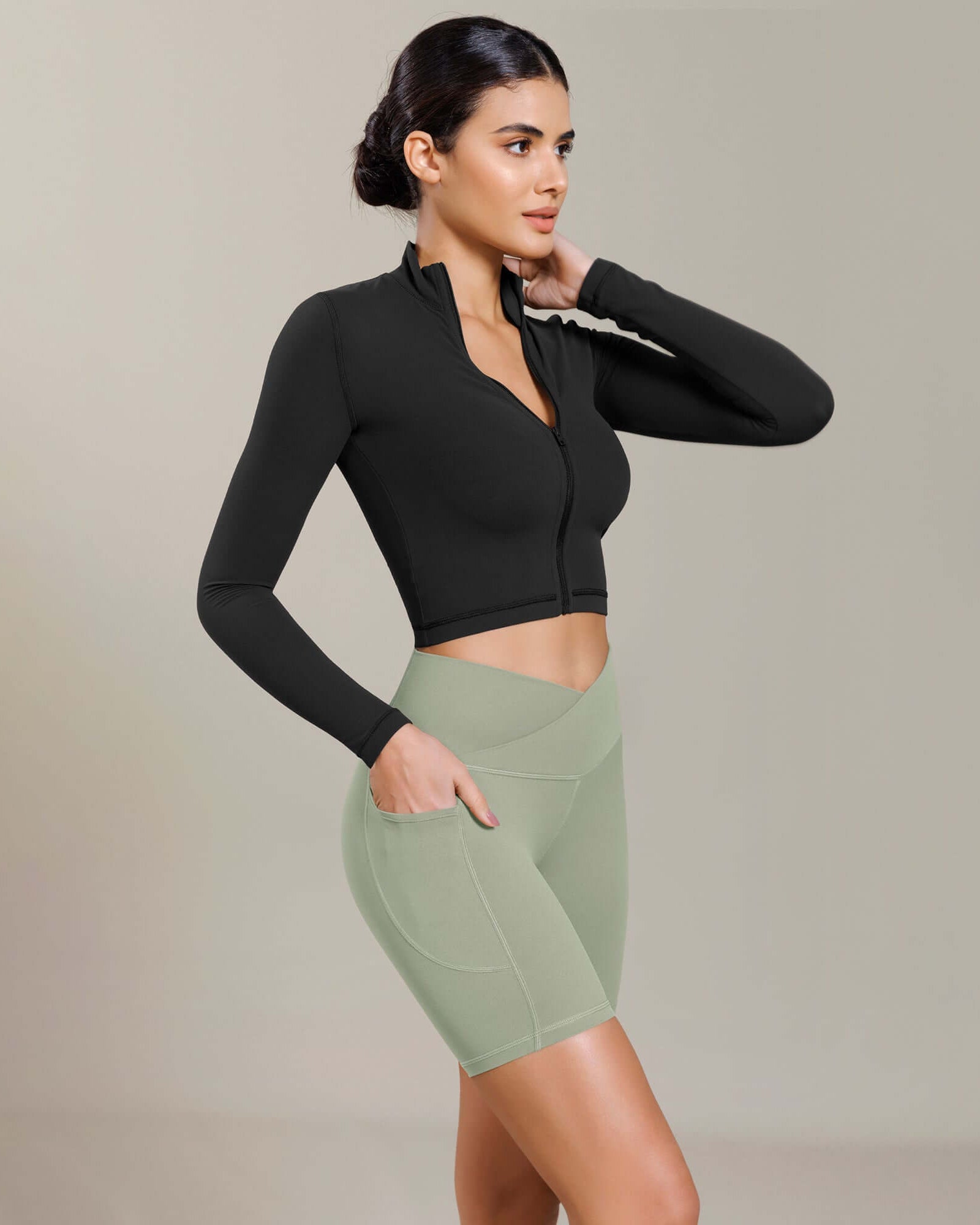 Cloud Feeling Cross Waist Yoga Shorts with Pockets Lime Stone - ododos