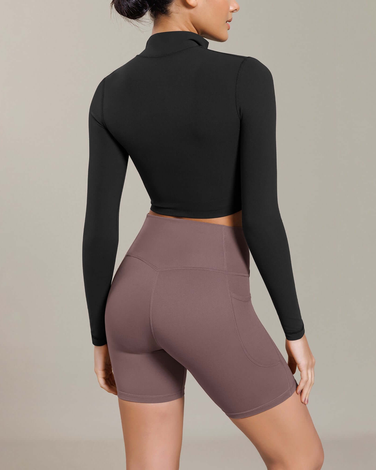 Cloud Feeling Cross Waist Yoga Shorts with Pockets - ododos