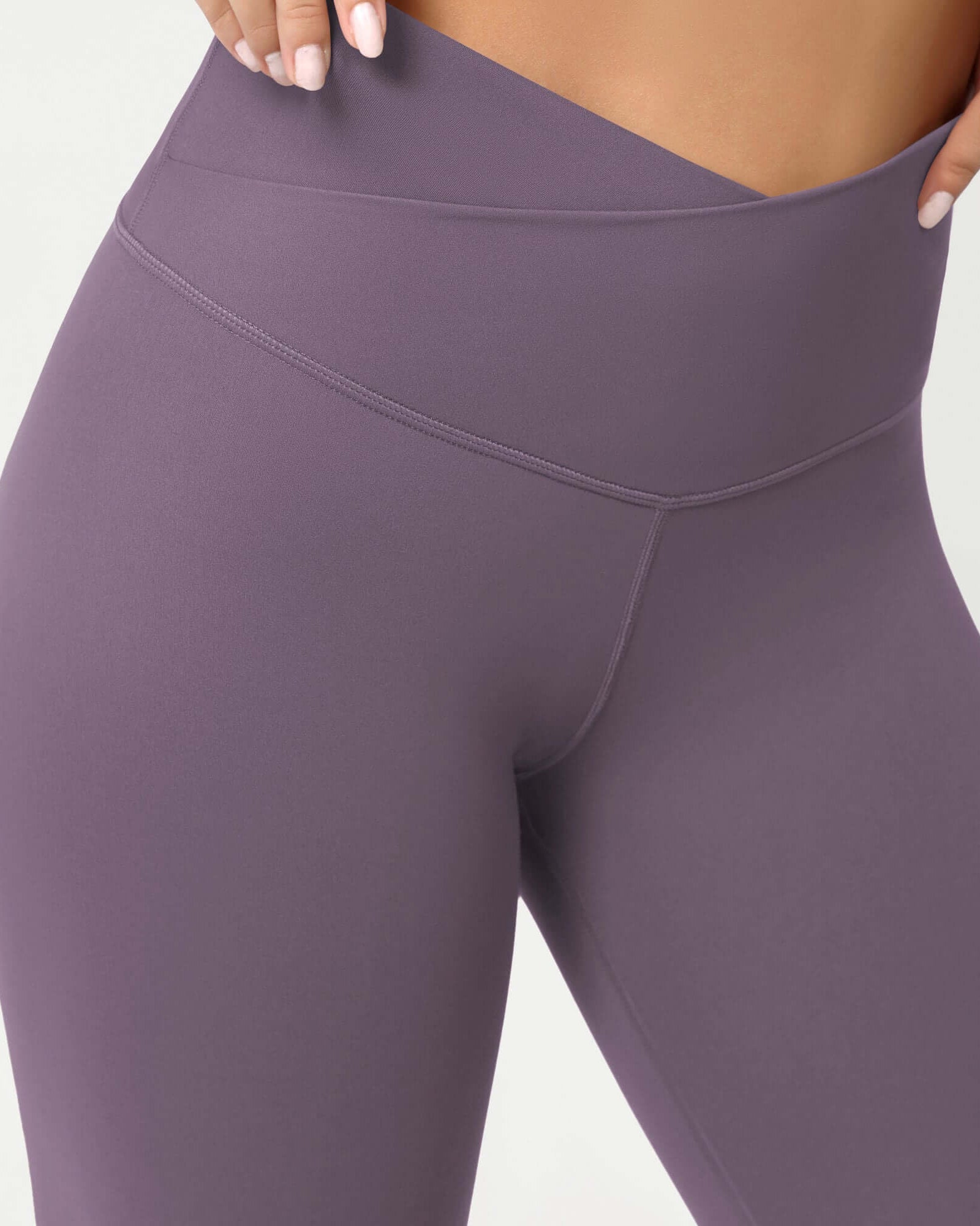 Cloud Feeling 8 Crossover Yoga Shorts - ododos