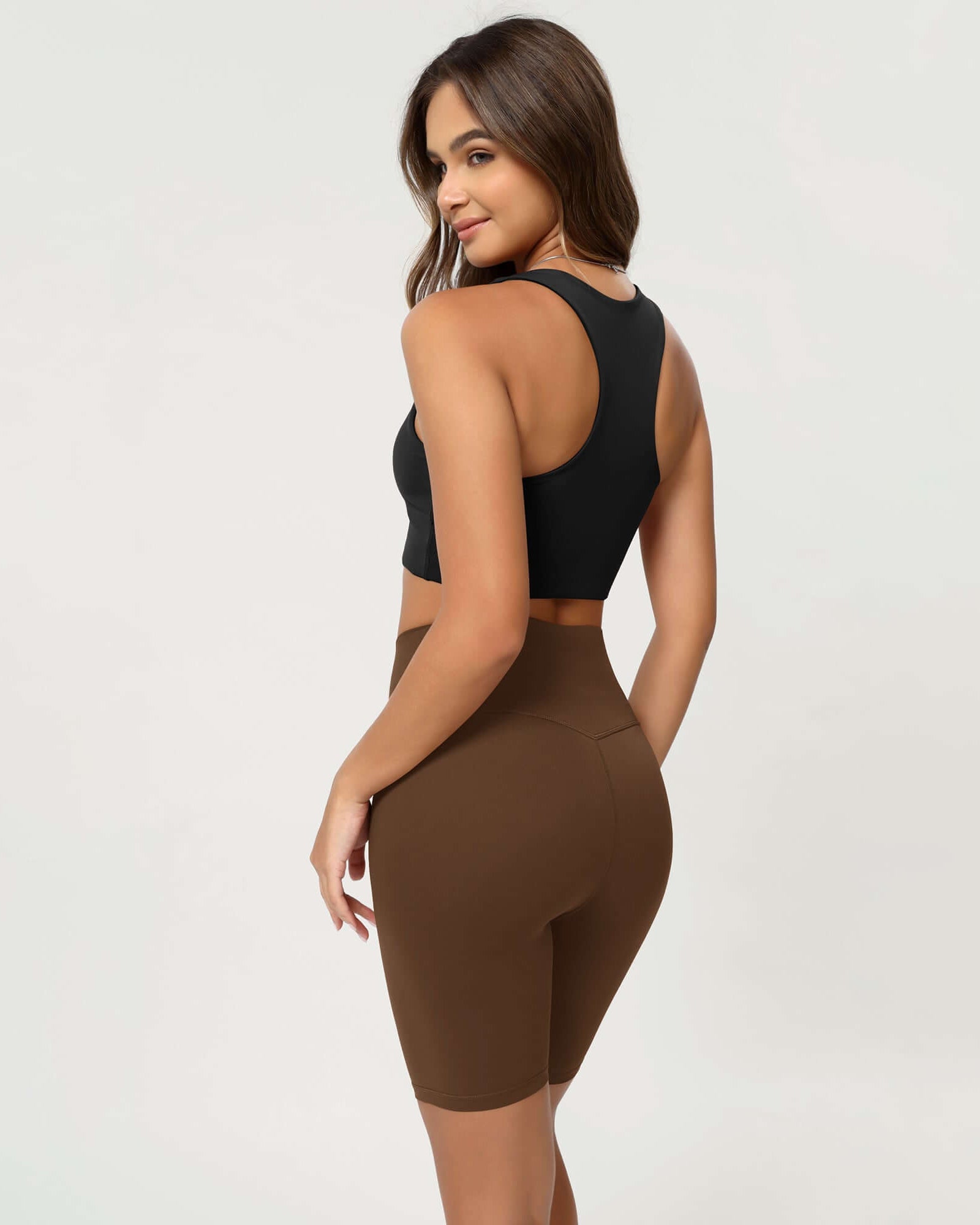 Cloud Feeling 8 Crossover Yoga Shorts Brunette - ododos