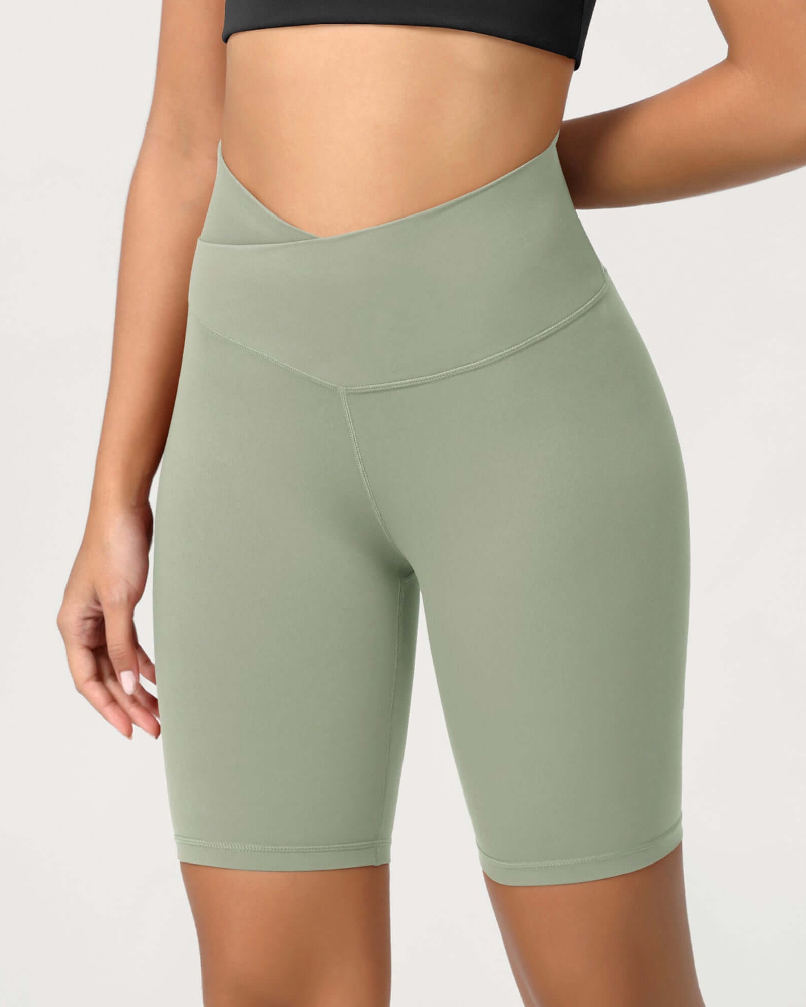 Cloud Feeling 8 Crossover Yoga Shorts - ododos