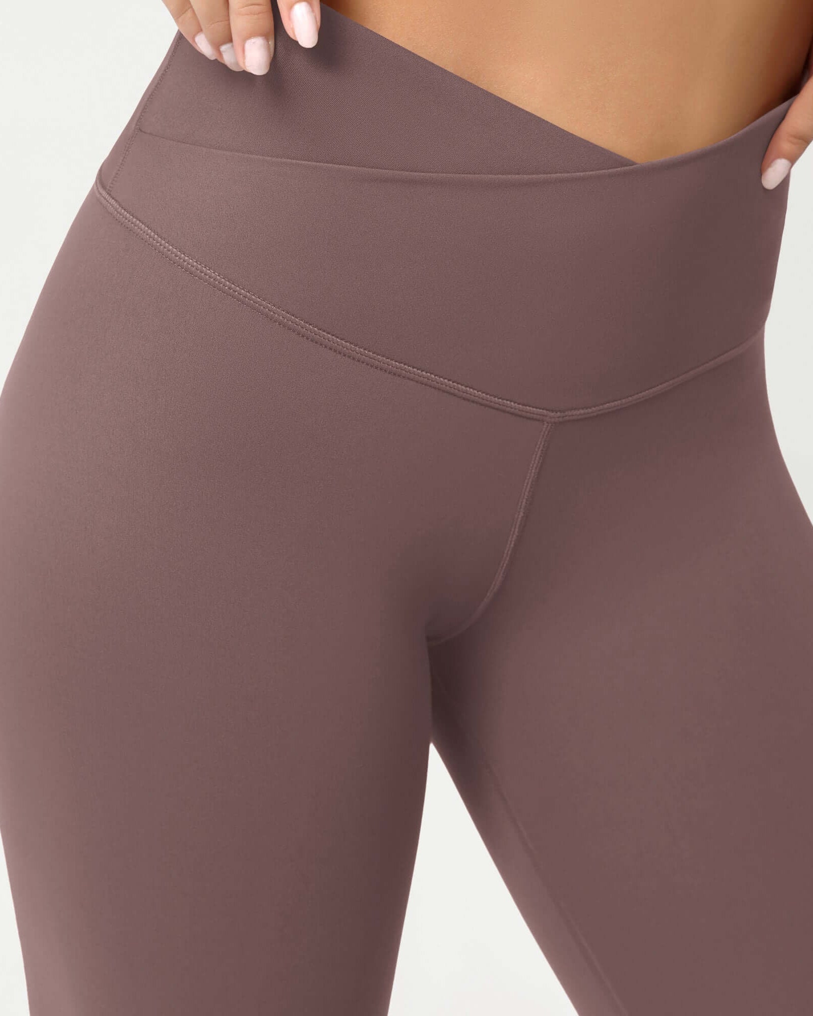 Cloud Feeling 8 Crossover Yoga Shorts - ododos