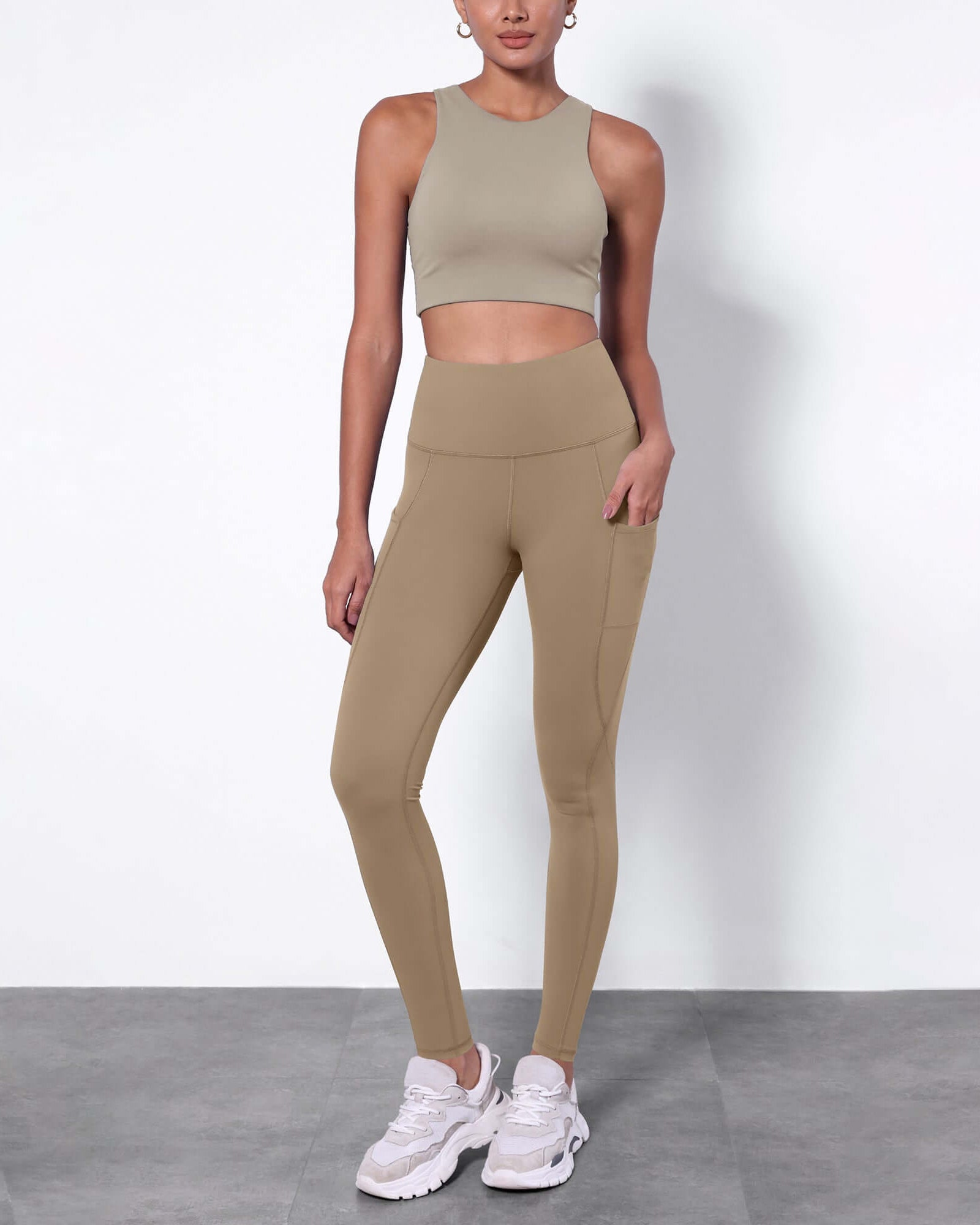 28 Fleece Lined Leggings with Pockets Light Brown - ododos