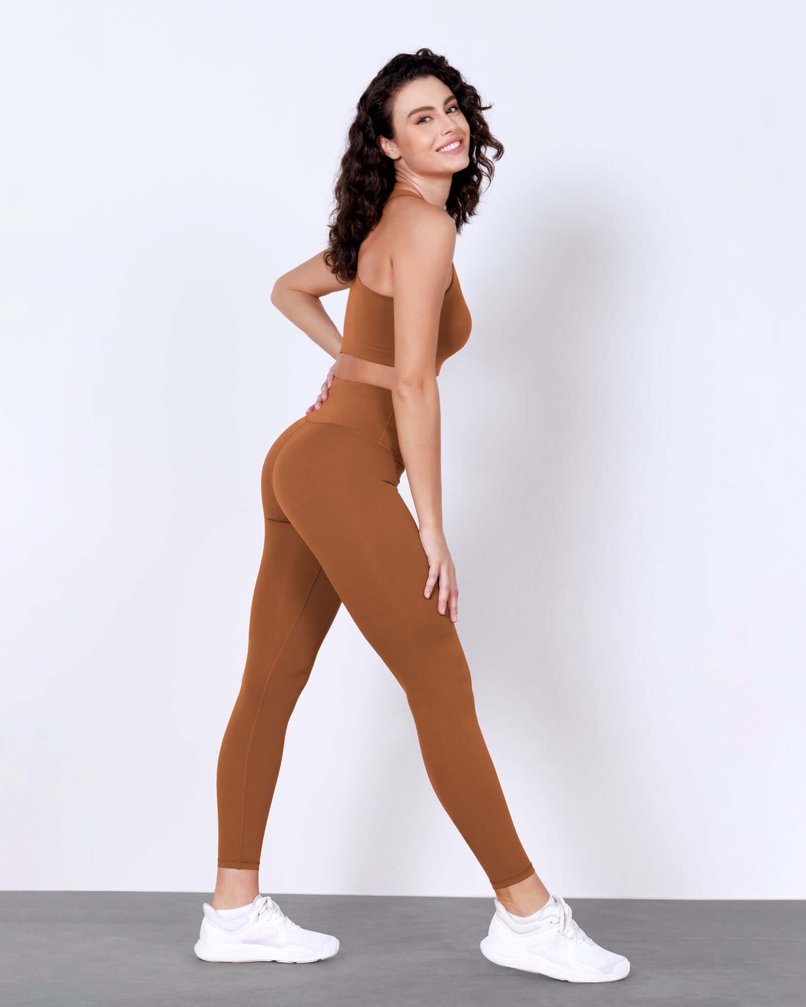 25 Body-Hugging Workout Leggings with Back Pocket - ododos