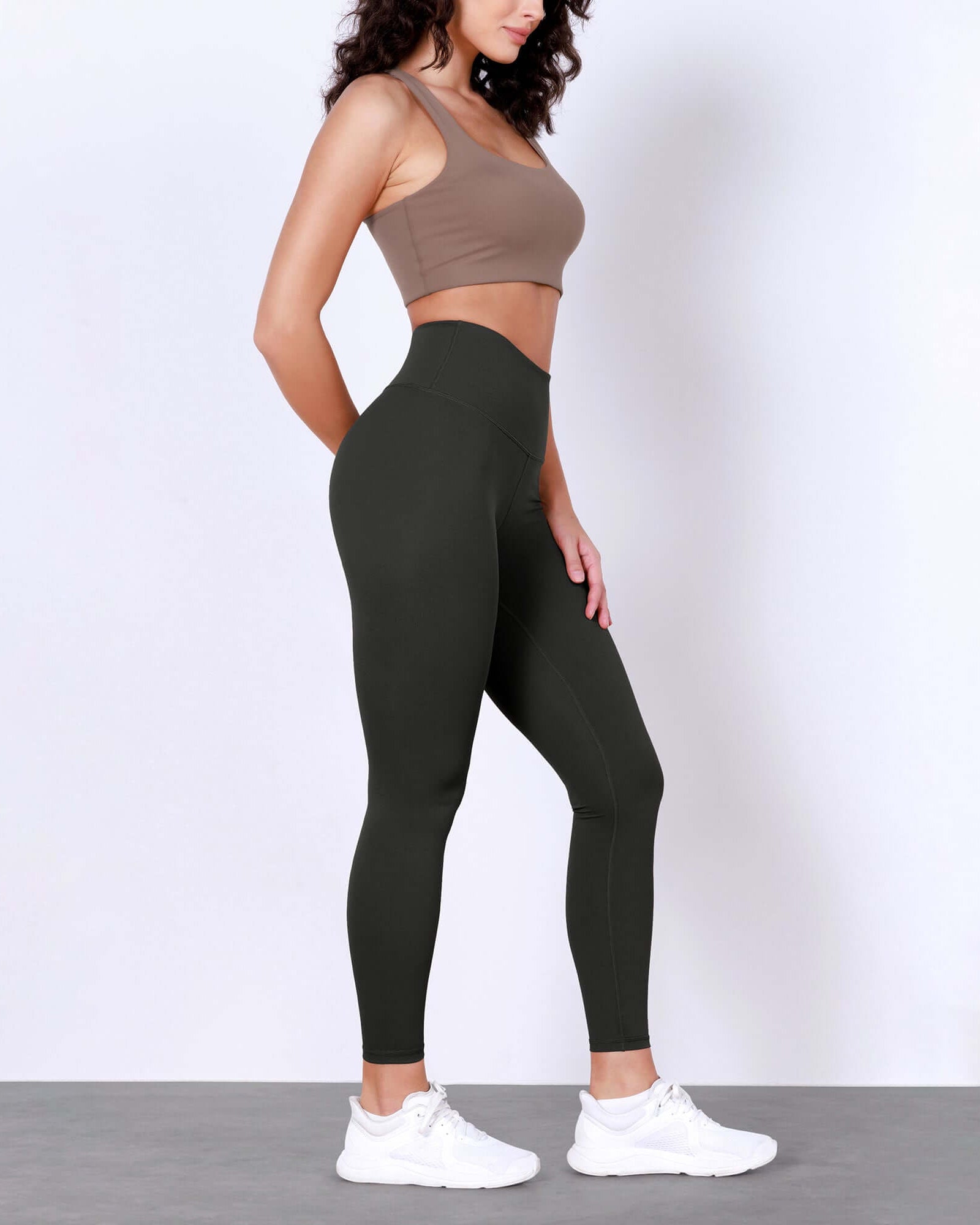 25 Body-Hugging Workout Leggings with Back Pocket Onyx Black - ododos