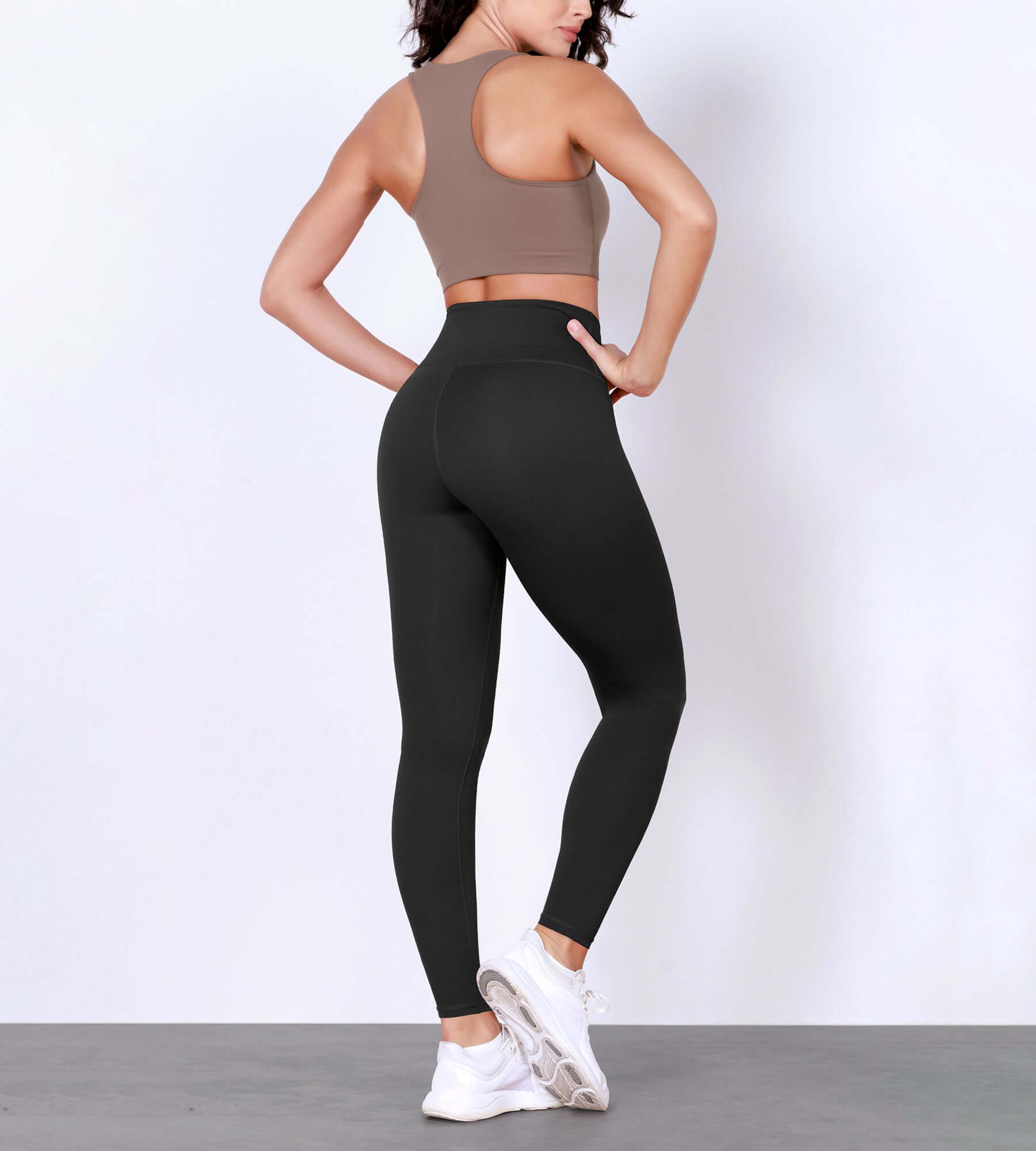 28 Odlex Body-Hugging Workout Leggings with Back Pocket - ododos