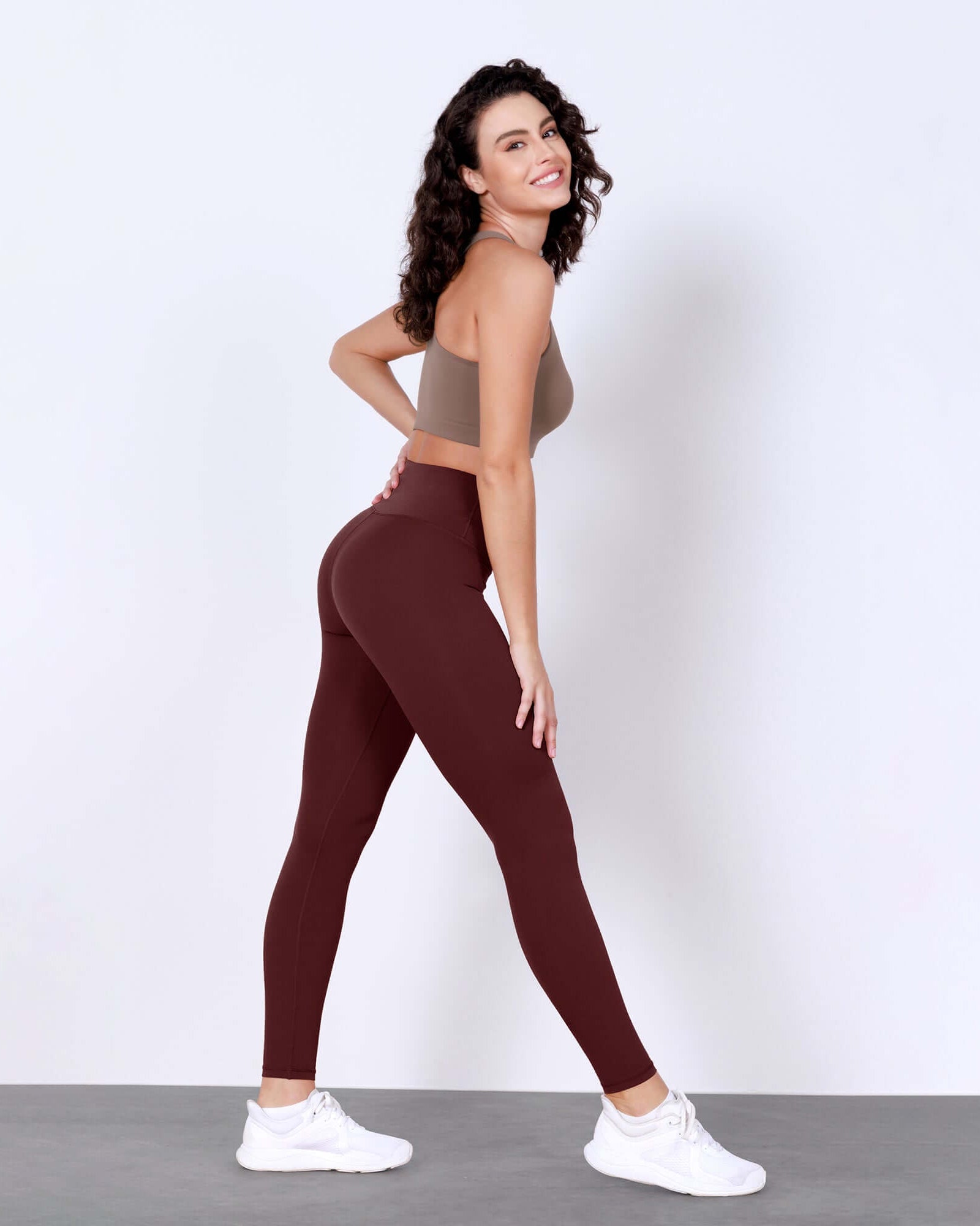 28 Odlex Body-Hugging Workout Leggings with Back Pocket Burgundy - ododos