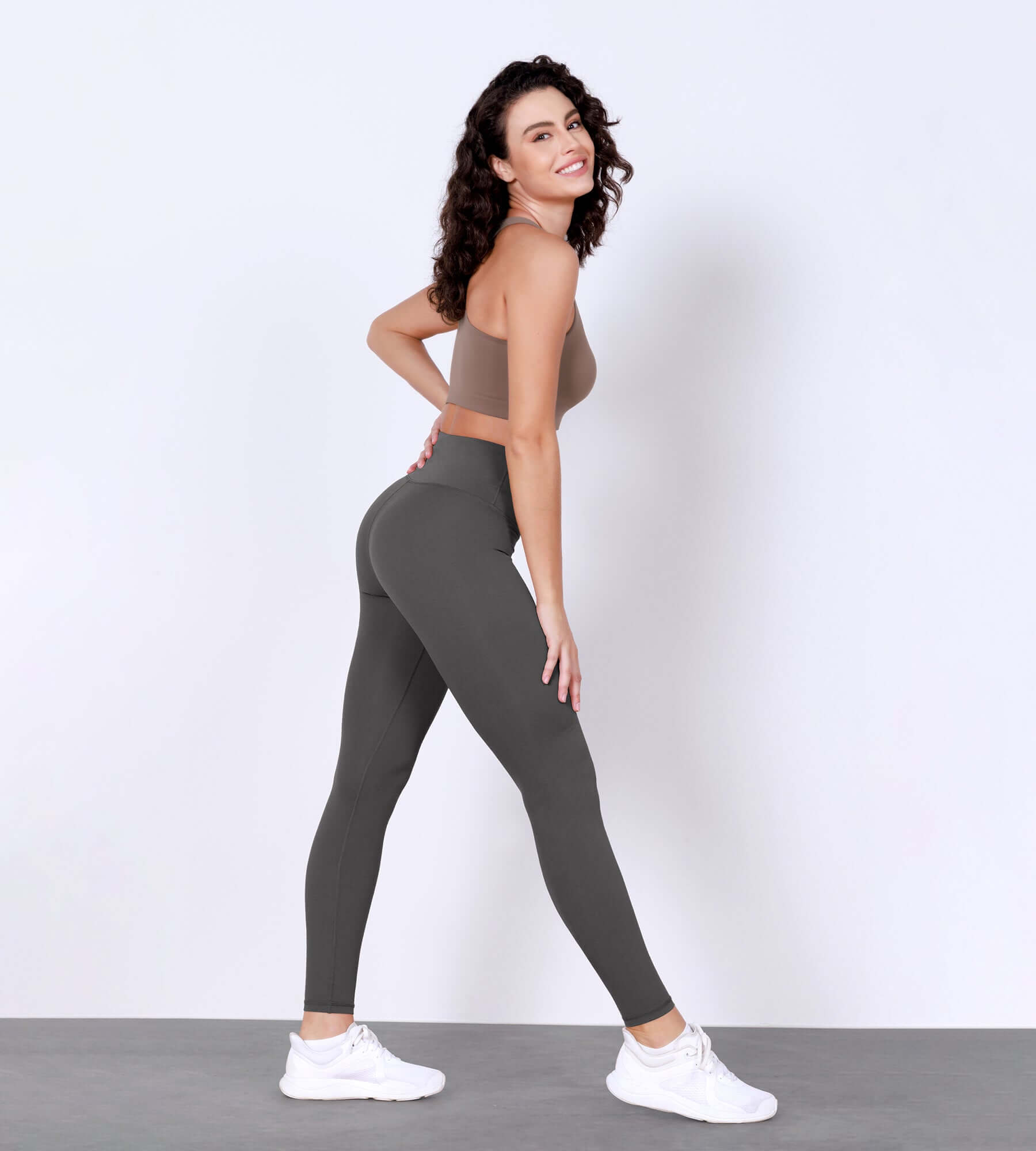 28 Odlex Body-Hugging Workout Leggings with Back Pocket Charcoal - ododos