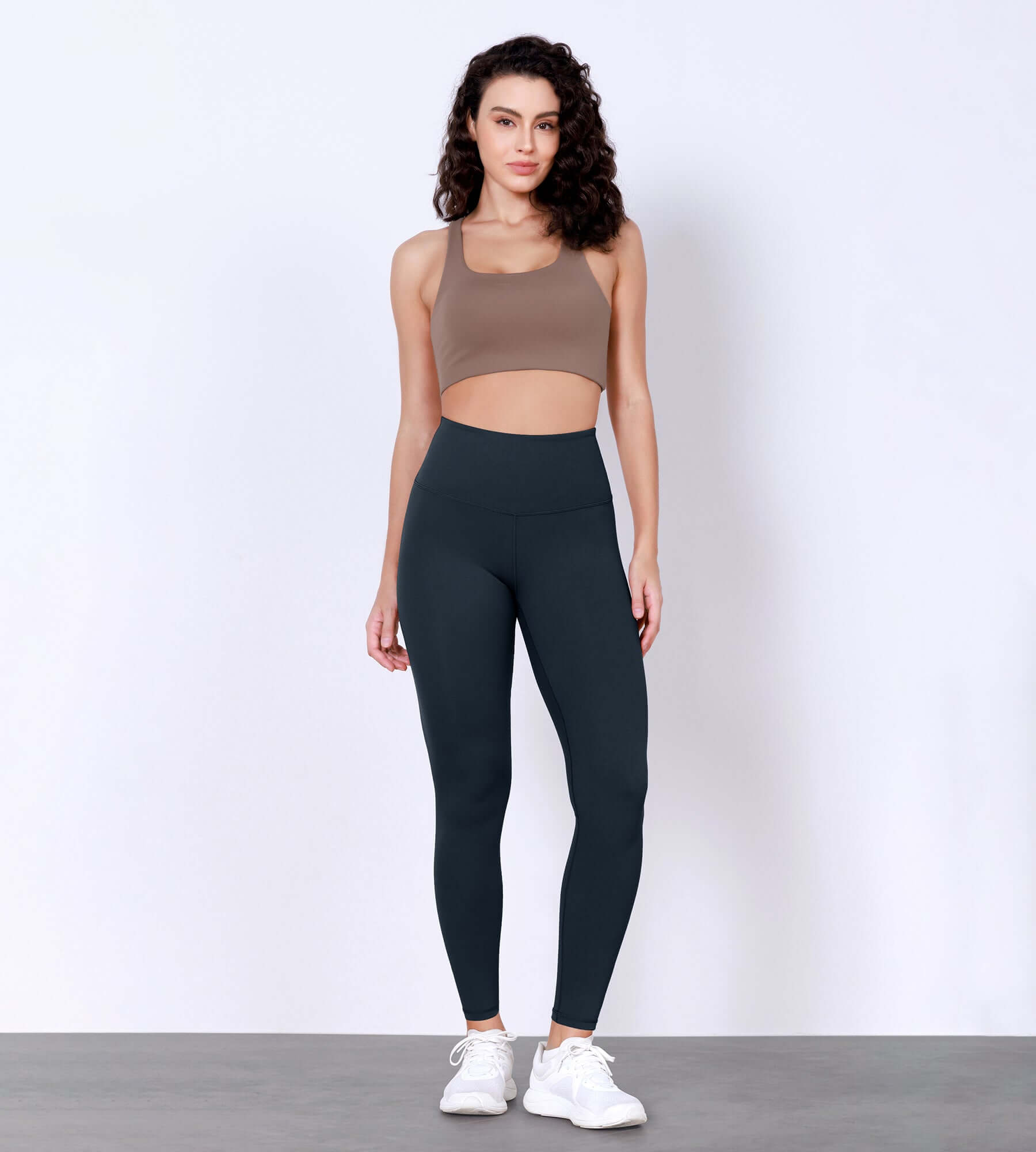 28 Odlex Body-Hugging Workout Leggings with Back Pocket - ododos