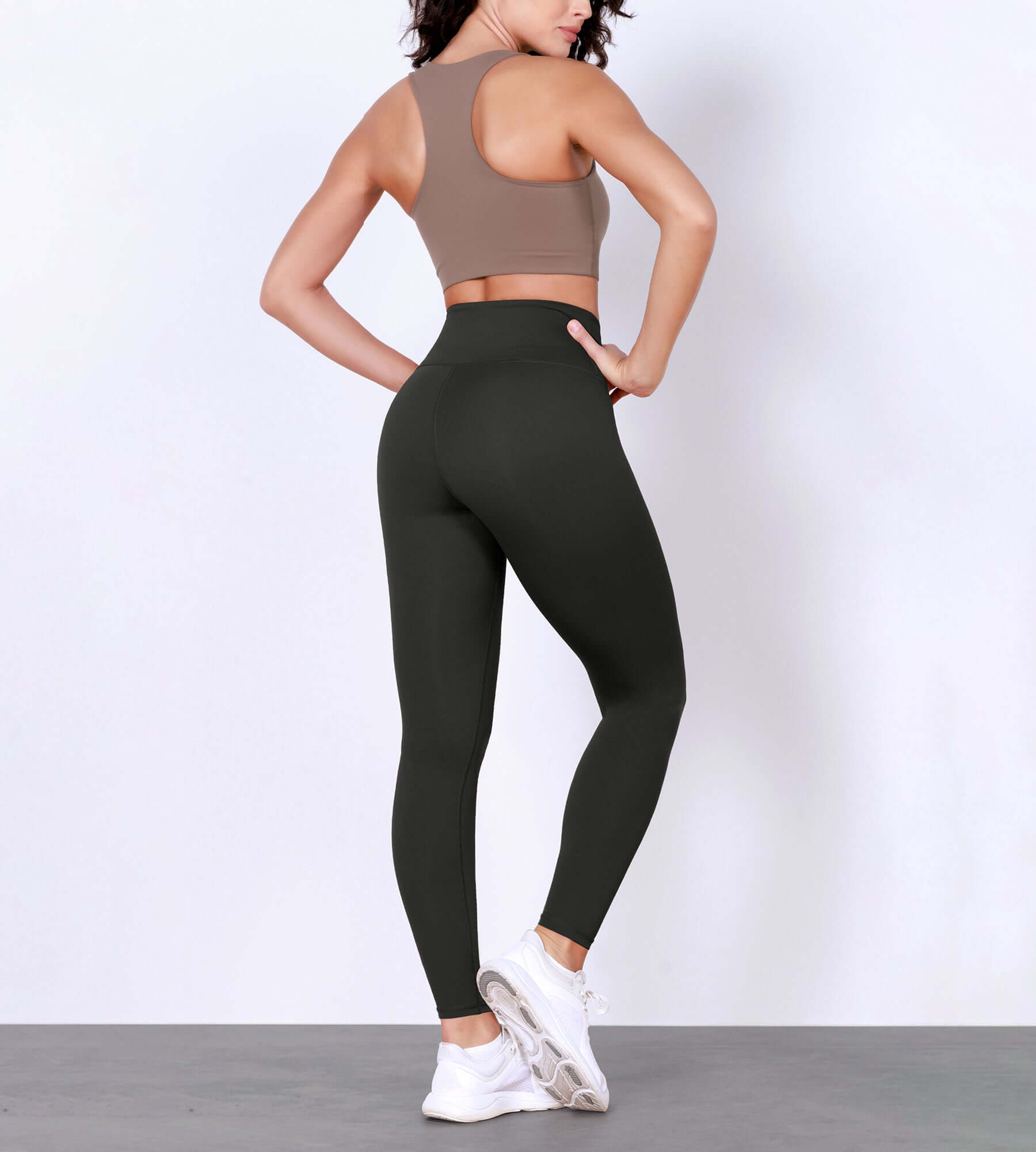 28 Odlex Body-Hugging Workout Leggings with Back Pocket - ododos