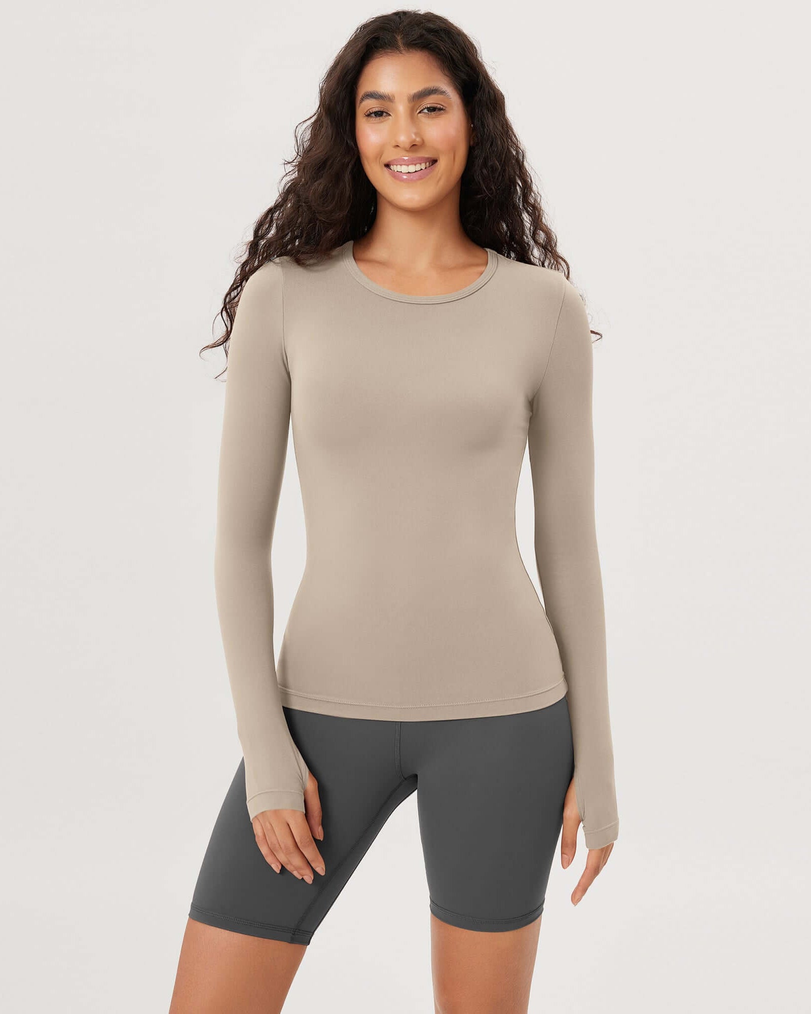 Cloud Feeling Crew Neck Yoga Tee Workout Shirts with Thumb Hole Shaker Beige - ododos