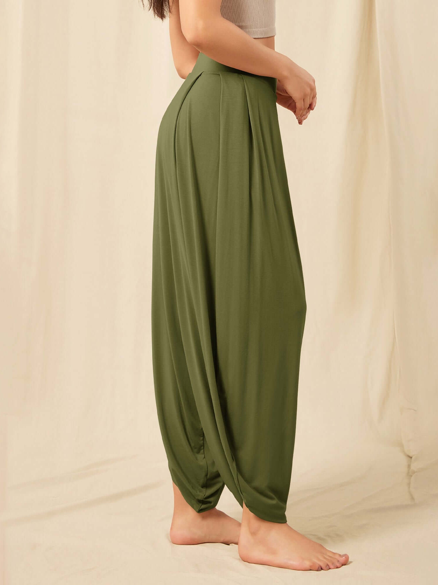 Women's Wide Leg Loose Draped Harem Pants with Pockets - ododos