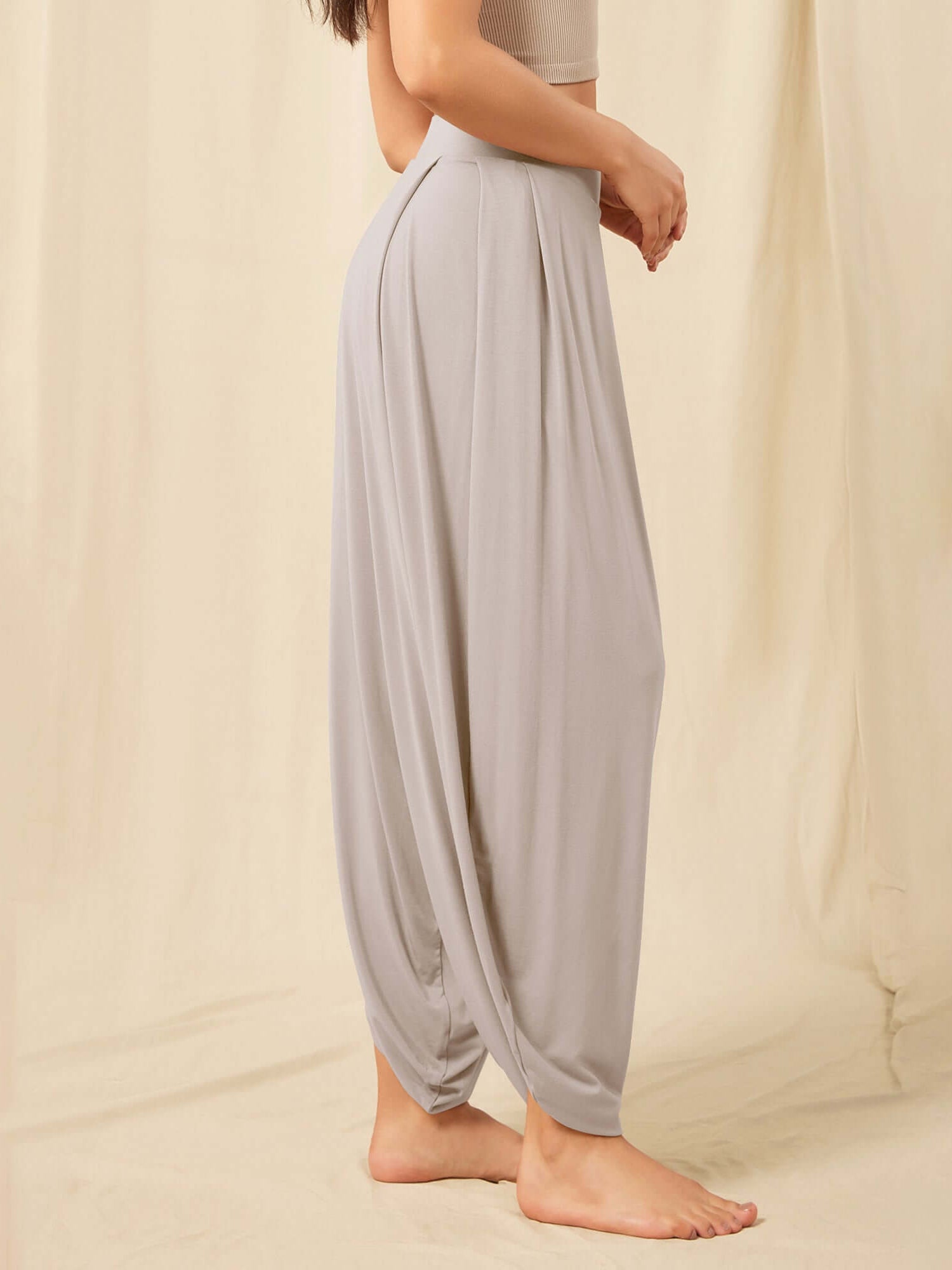 Women's Wide Leg Loose Draped Harem Pants with Pockets - ododos