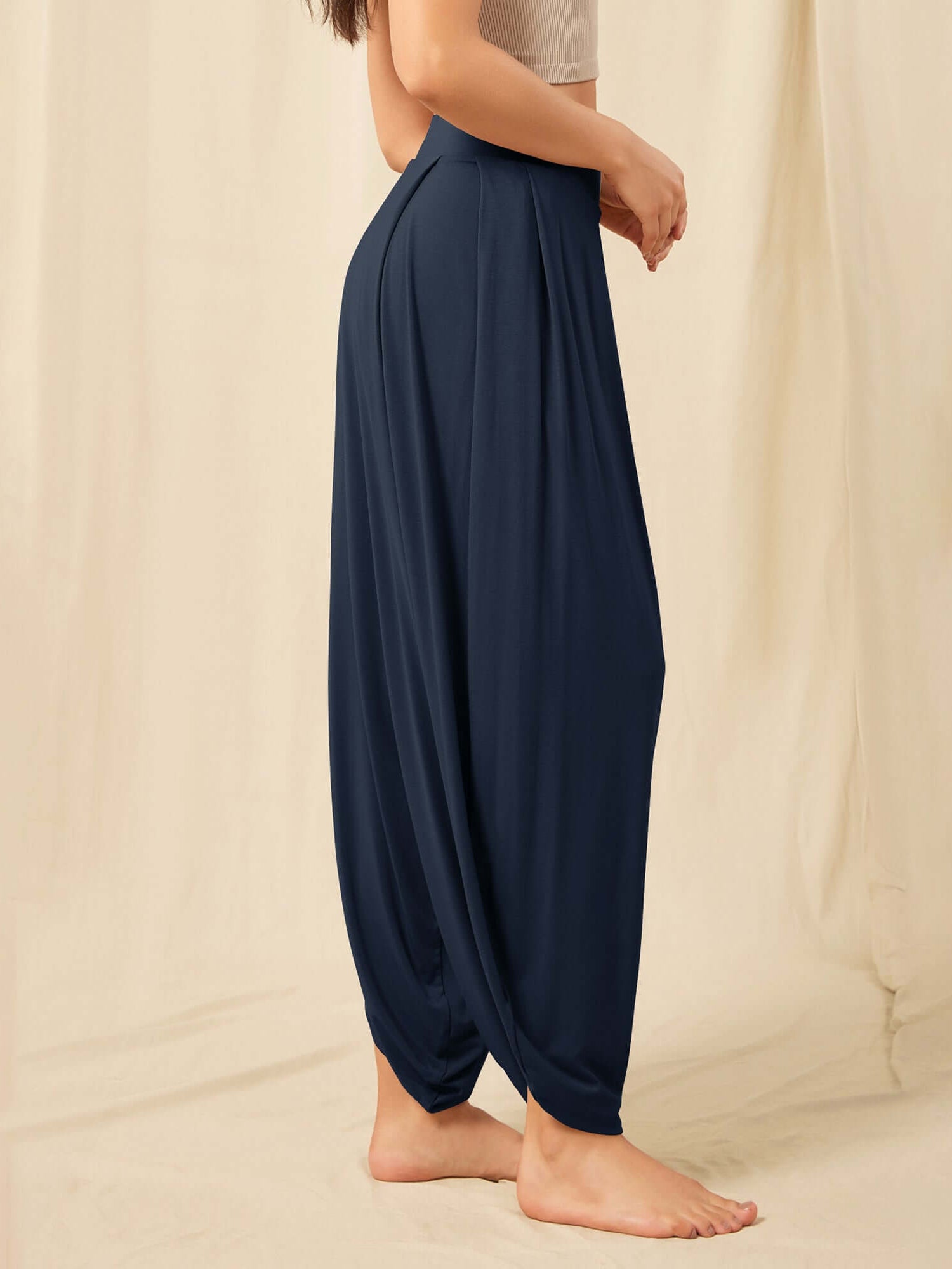 Women's Wide Leg Loose Draped Harem Pants with Pockets - ododos