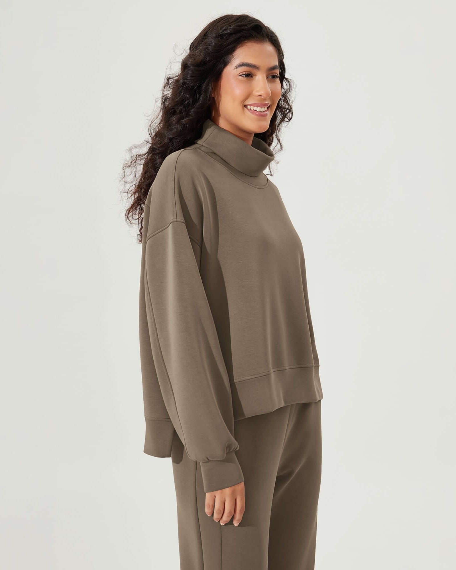 Modal Soft Split Hem Turtleneck Long Sleeve Casual Sweatshirts - ododos