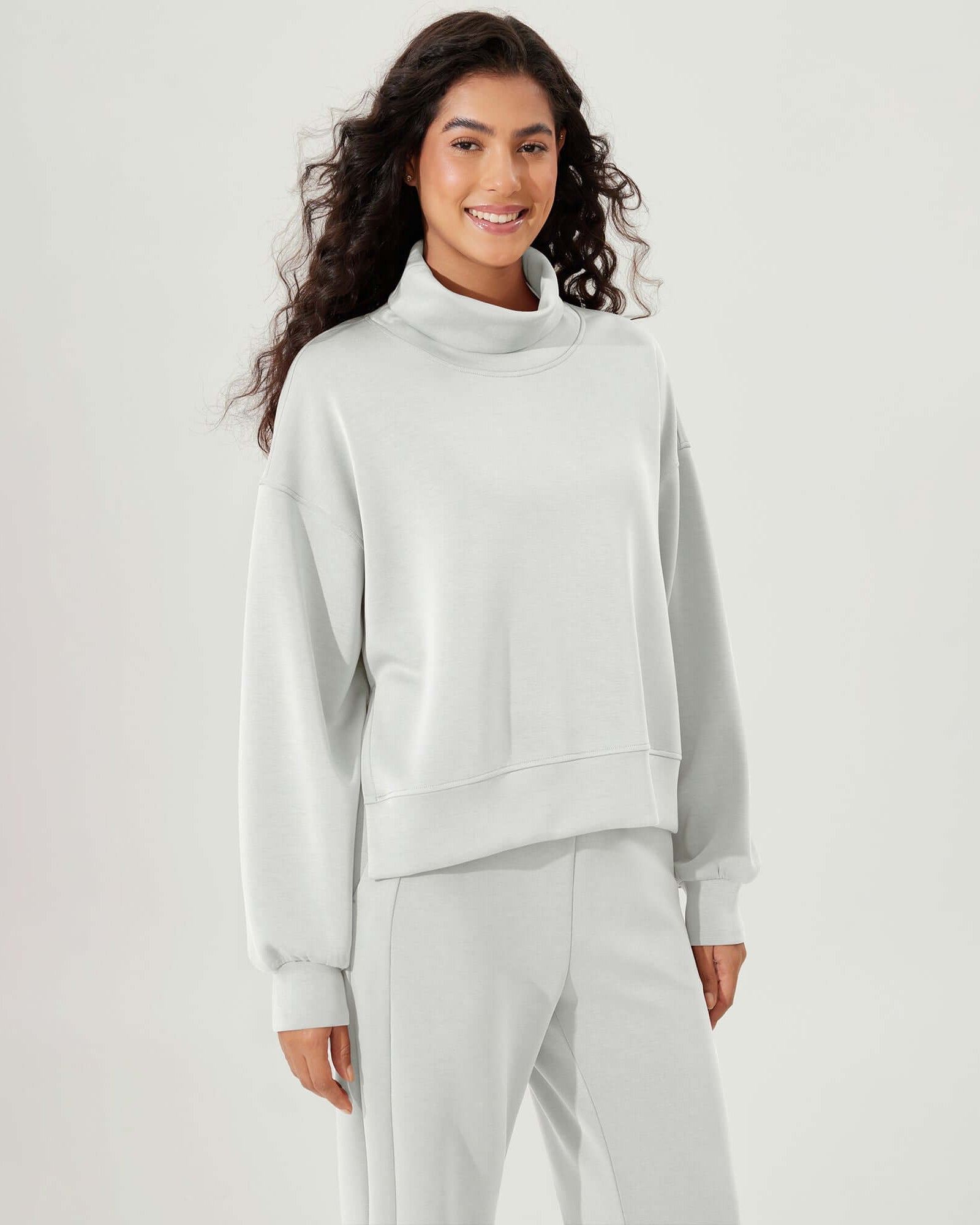 Modal Soft Split Hem Turtleneck Long Sleeve Casual Sweatshirts Frosted Mint - ododos