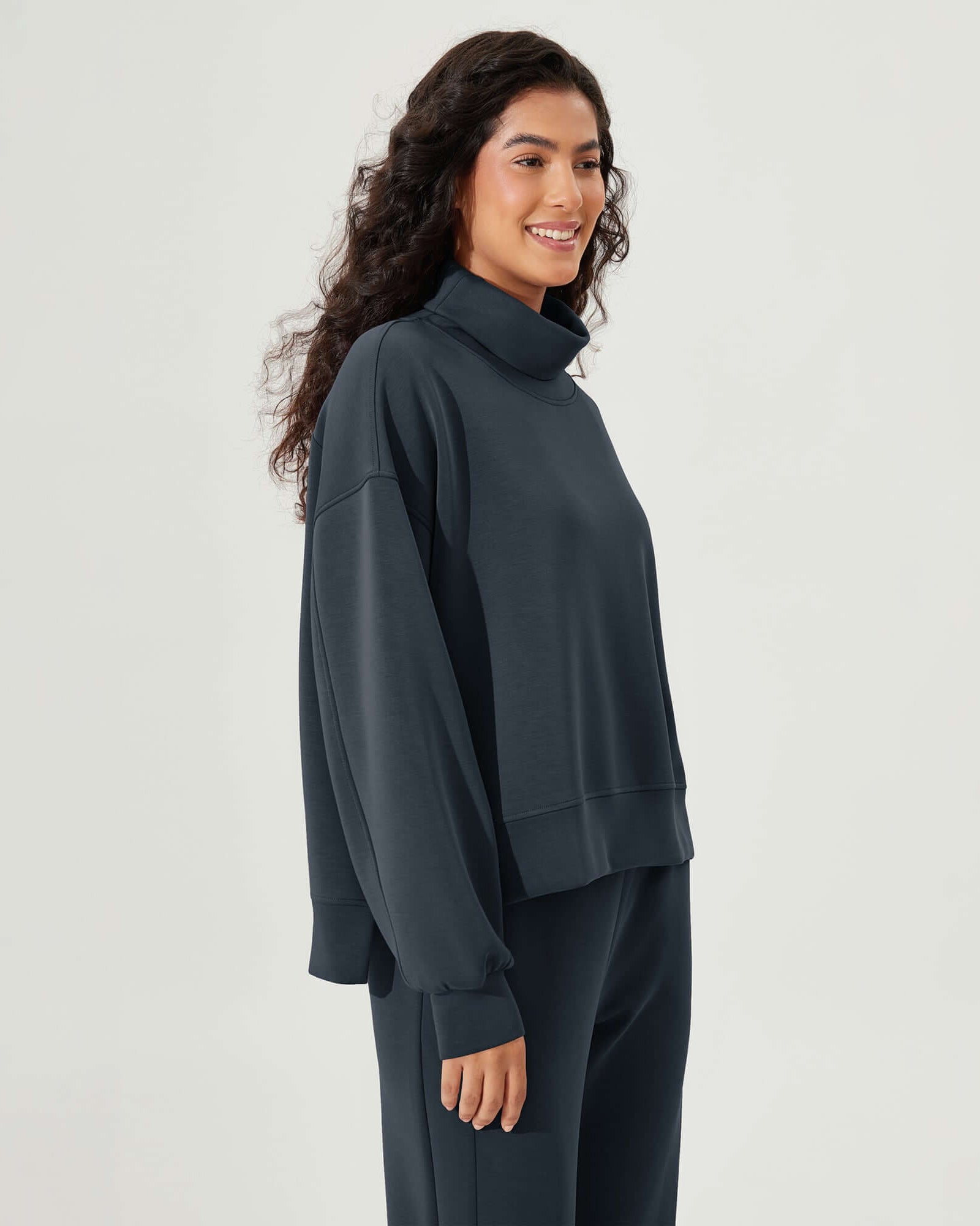 Modal Soft Split Hem Turtleneck Long Sleeve Casual Sweatshirts - ododos