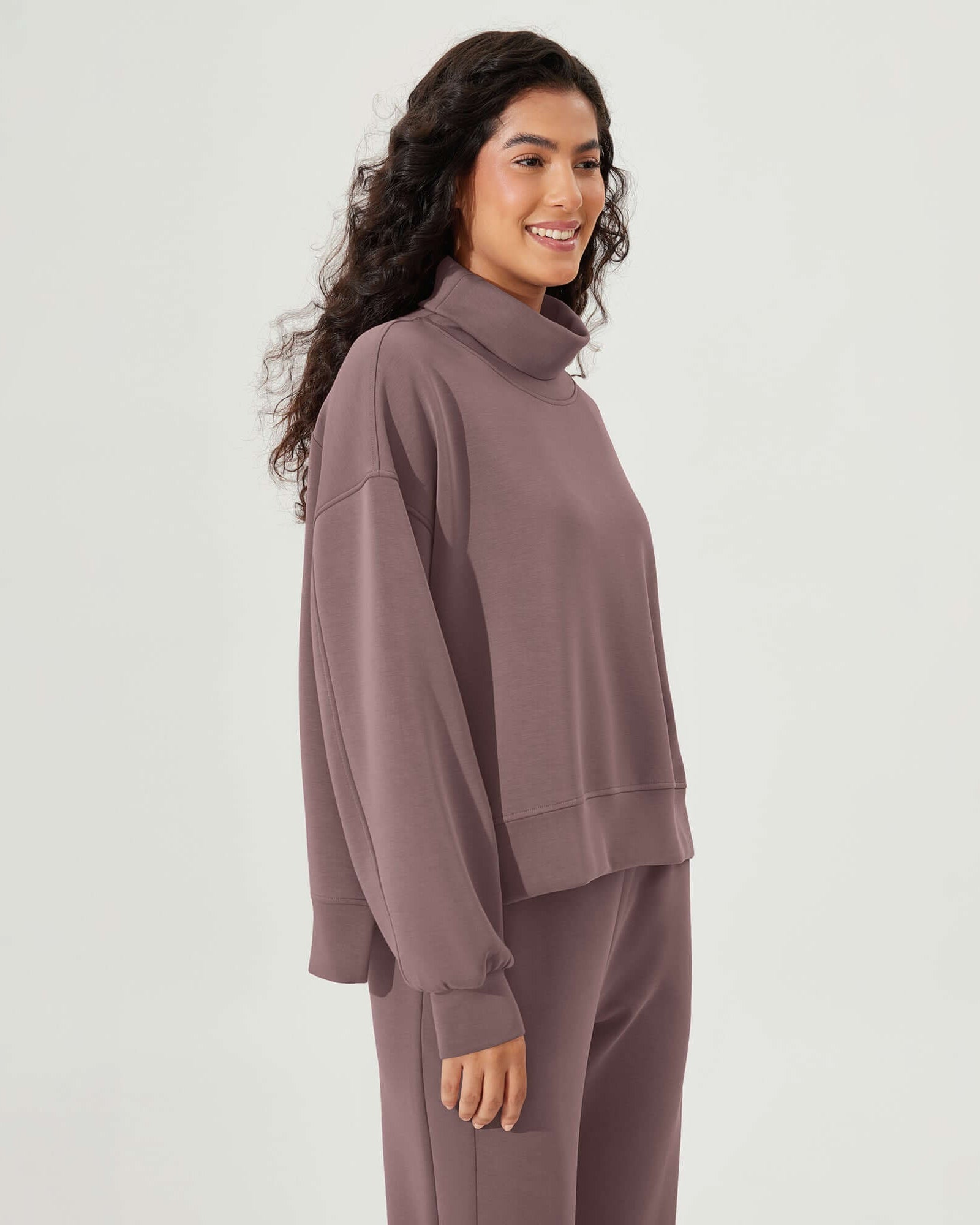 Modal Soft Split Hem Turtleneck Long Sleeve Casual Sweatshirts - ododos