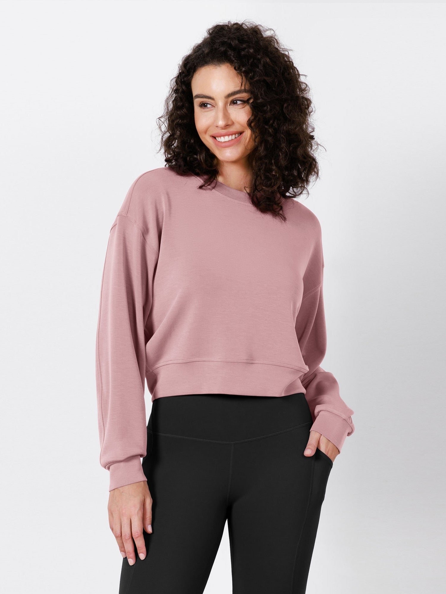 Modal Soft Long Sleeve Cropped Sweatshirts Light Pink - ododos