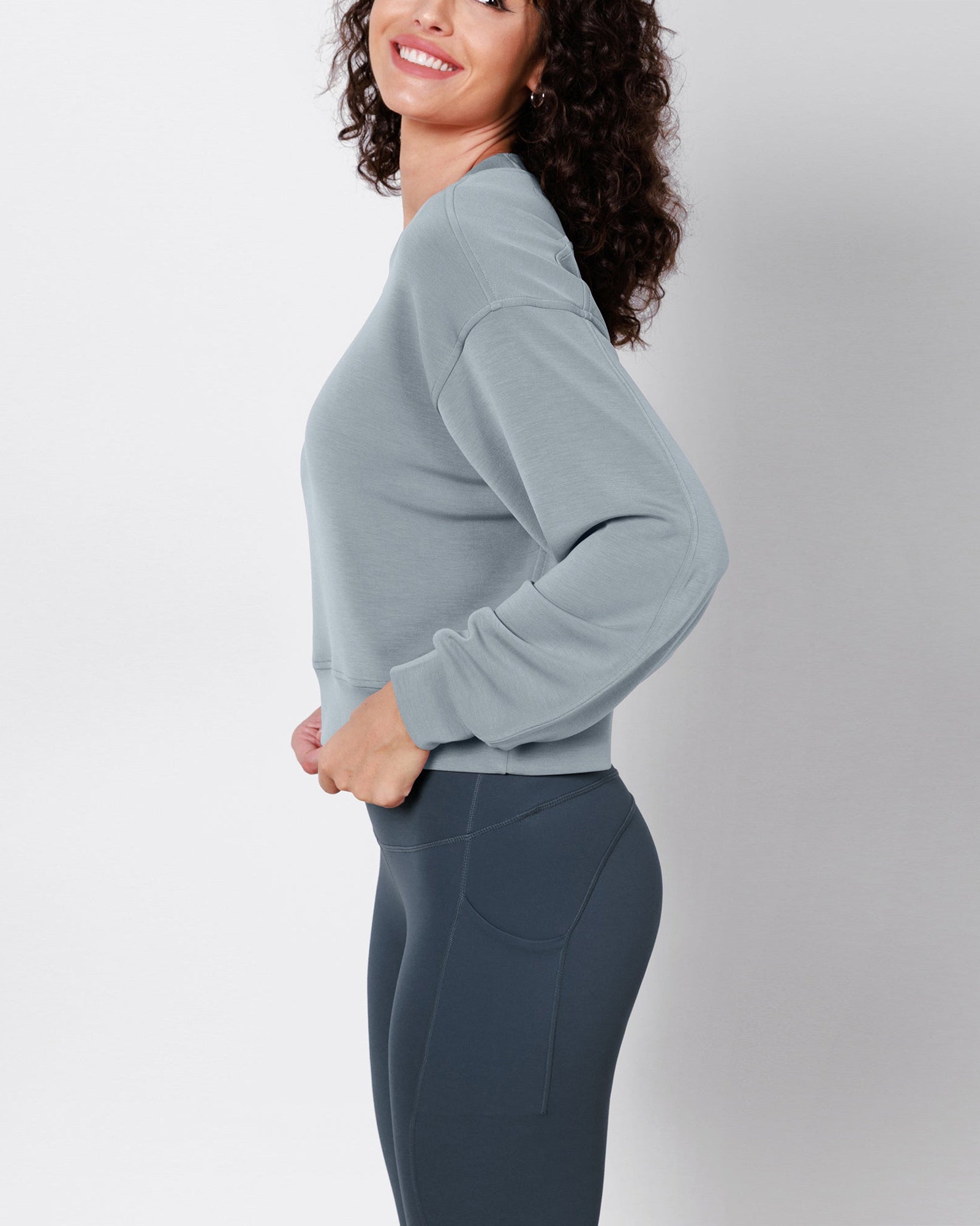 Modal Soft Long Sleeve Cropped Sweatshirts - ododos