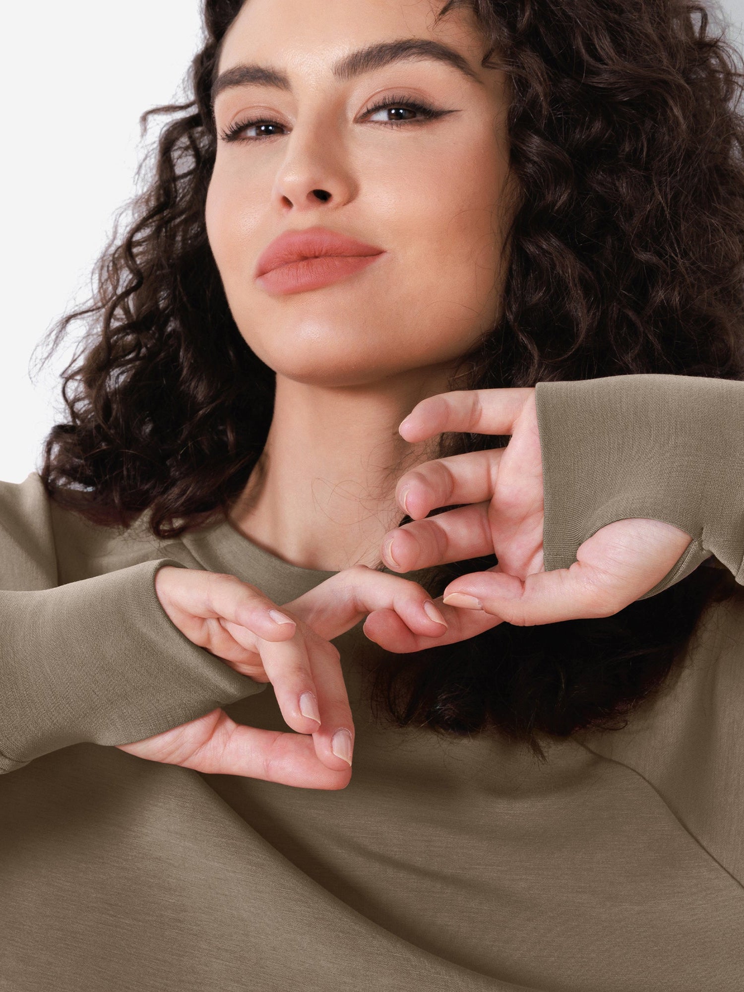 Modal Soft Long Sleeve Cropped Sweatshirts with Thumb Hole - ododos