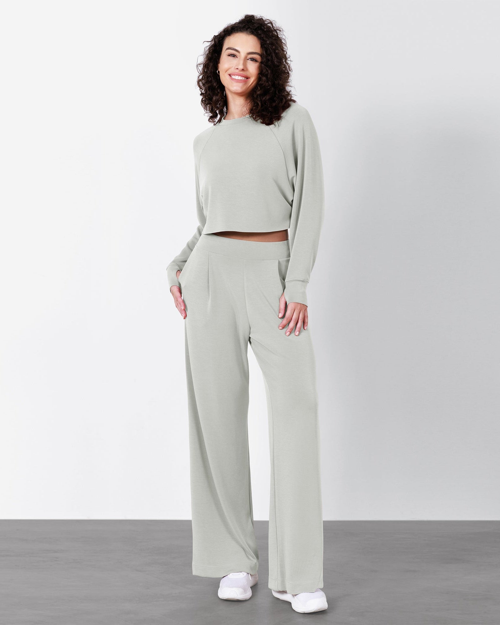 Modal Soft Long Sleeve Cropped Sweatshirts with Thumb Hole - ododos