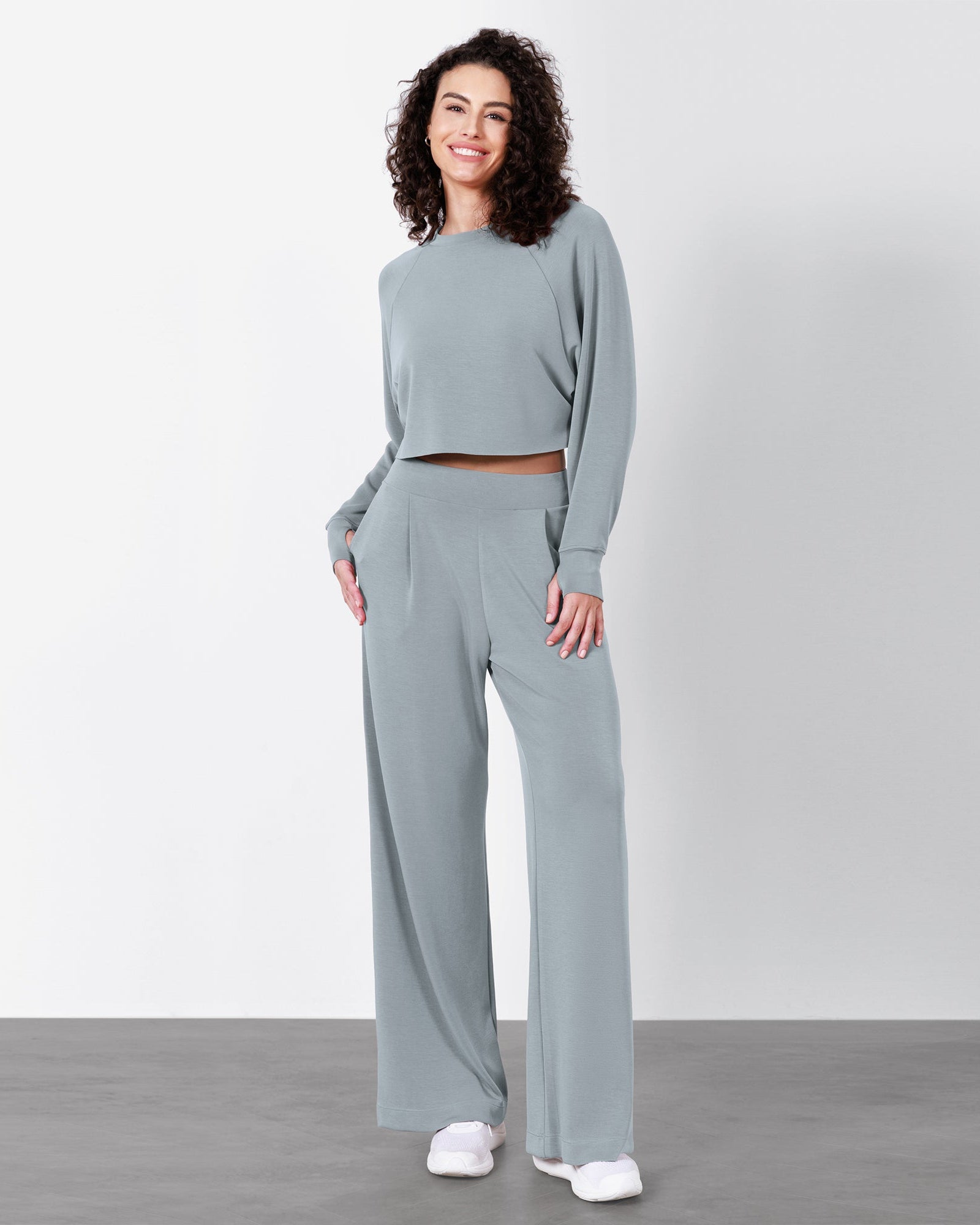 Modal Soft Long Sleeve Cropped Sweatshirts with Thumb Hole - ododos