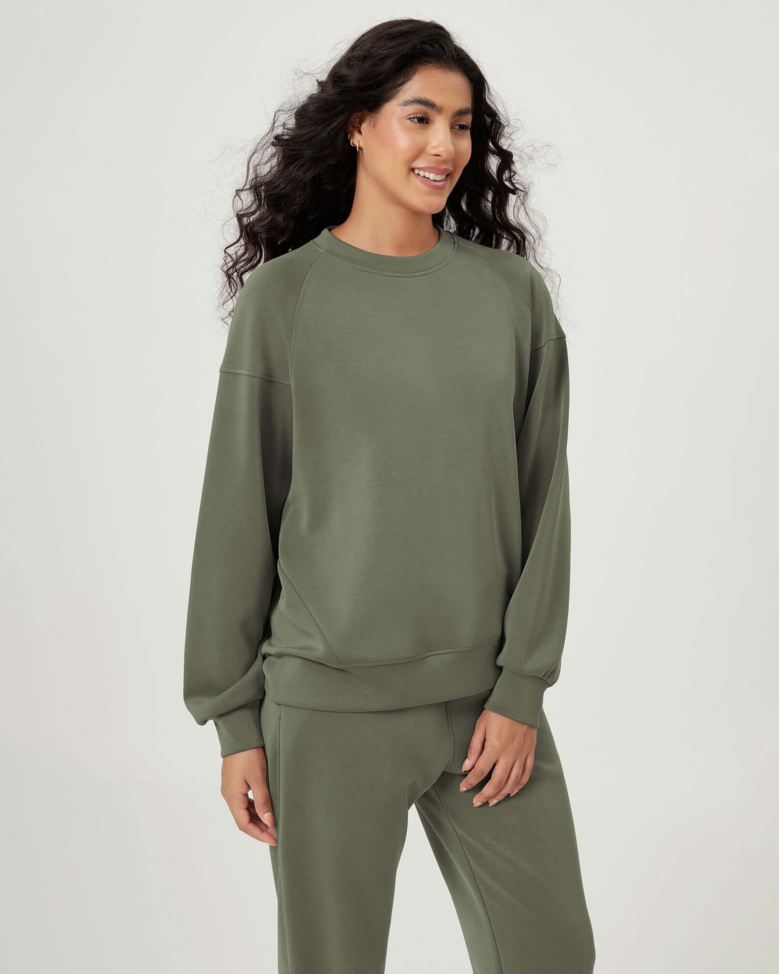 Modal Soft Oversized Raglan Crew Neck Relaxed Sweatshirts Pullover - ododos