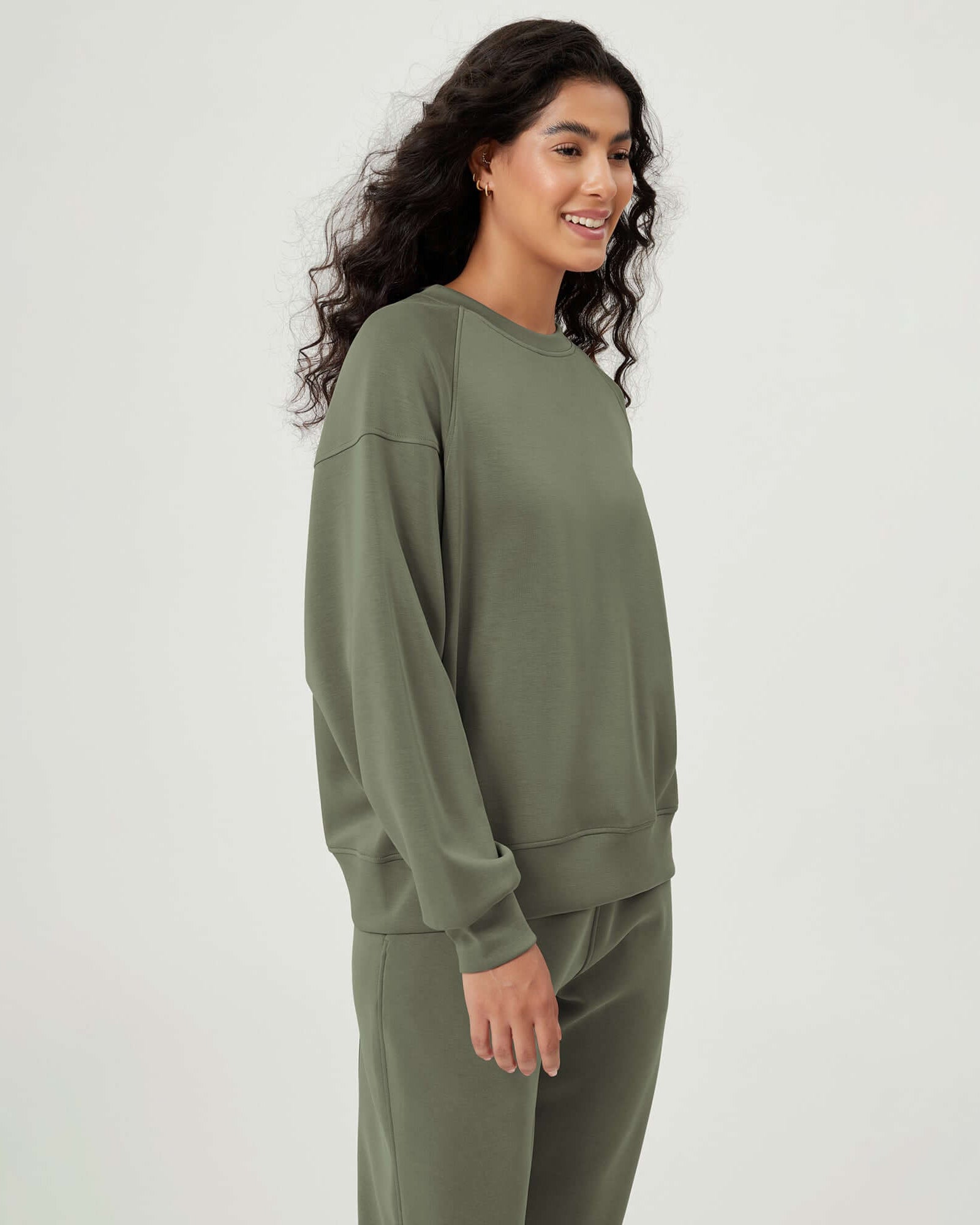 Modal Soft Oversized Raglan Crew Neck Relaxed Sweatshirts Pullover - ododos