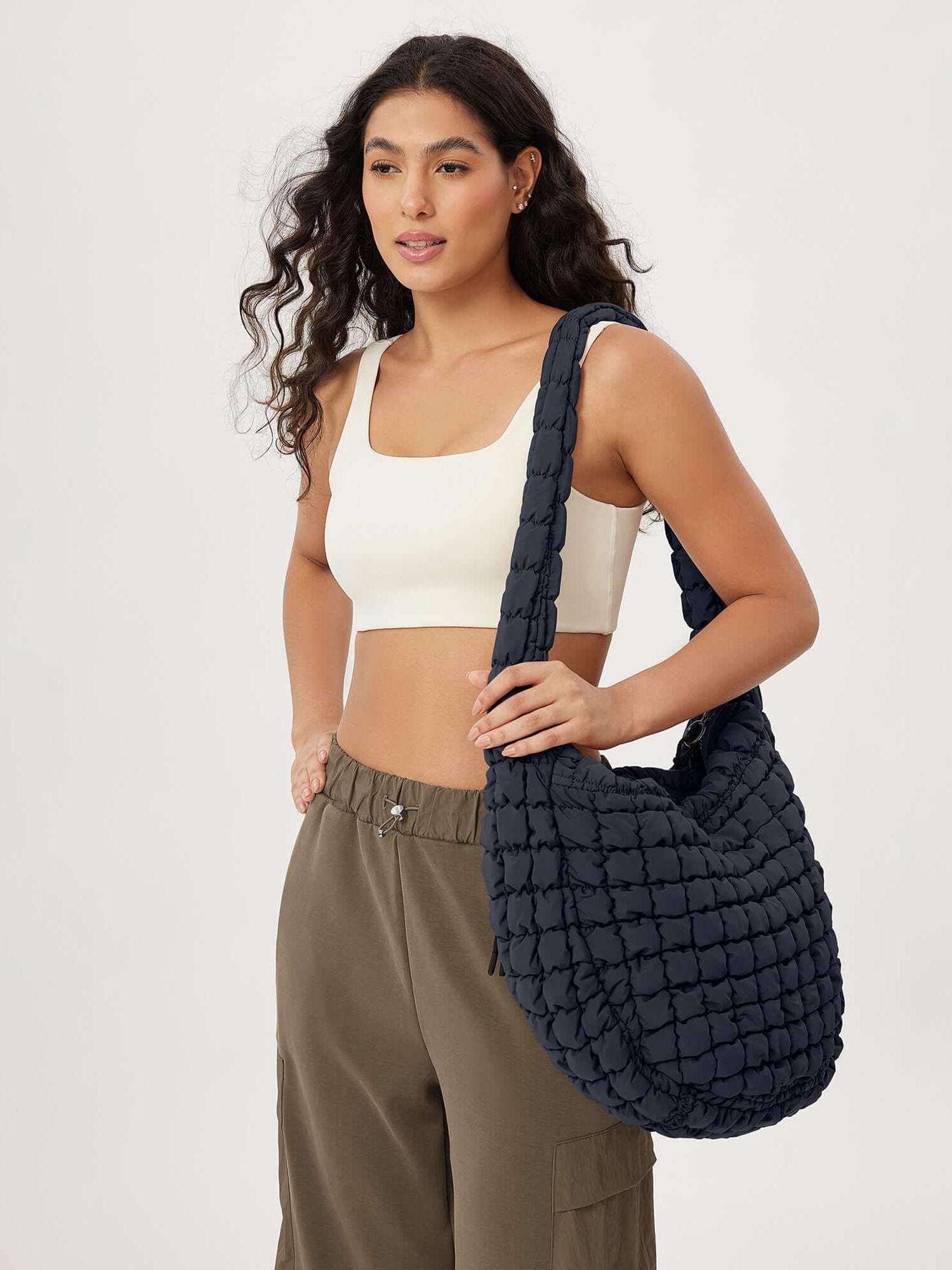 22L Quilted Carryall Crossbody Padding Bag - ododos