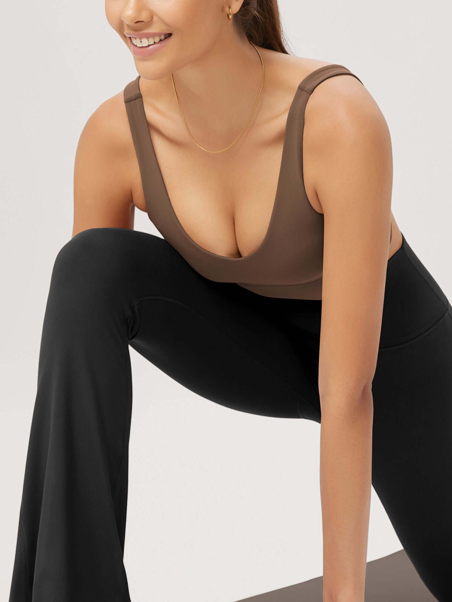 Cloud Feeling V Neck Padded Sports Bra - ododos