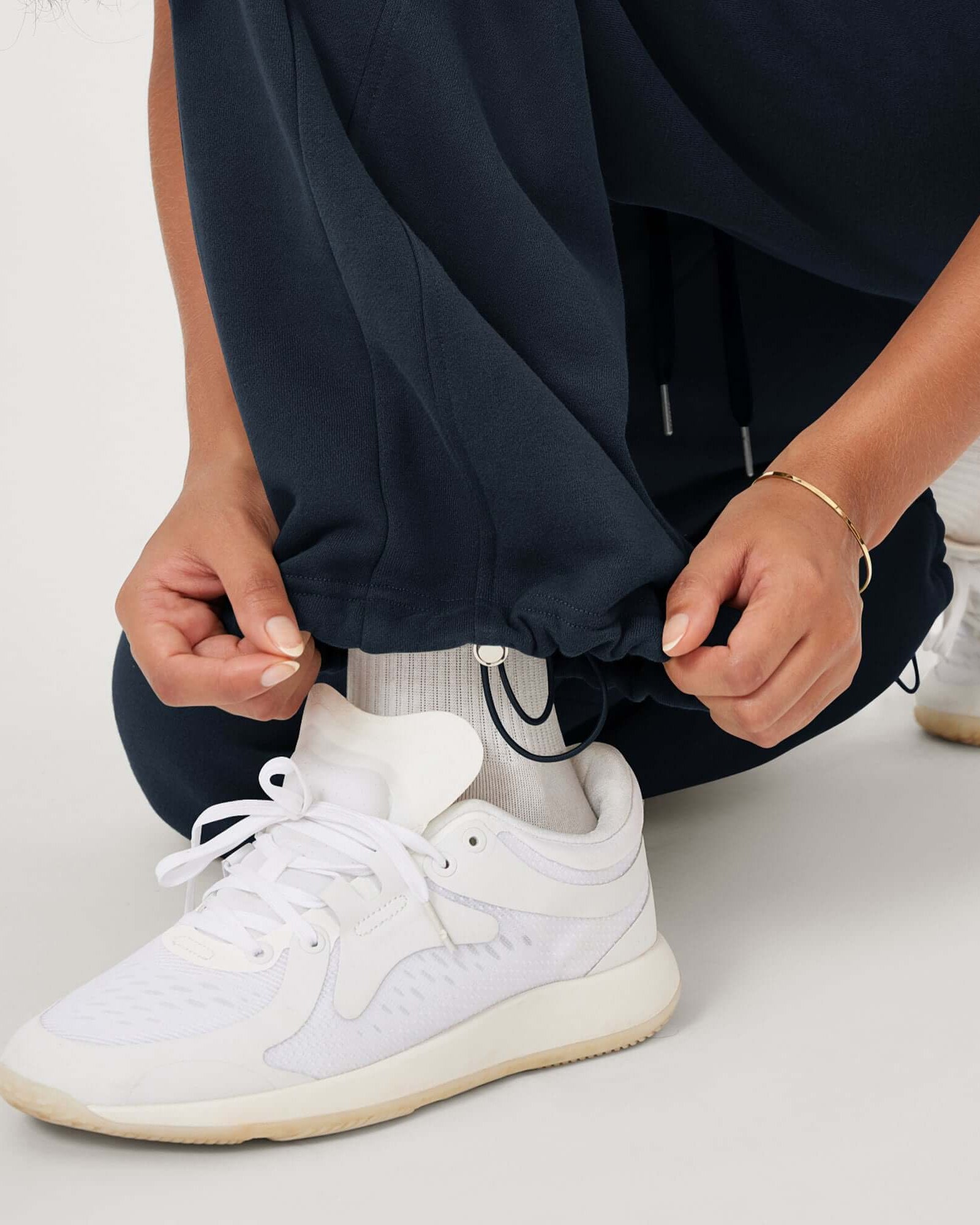 Fleece Lined Mid-Rise Relaxed Pull-On Jogger Pant with Pockets - ododos