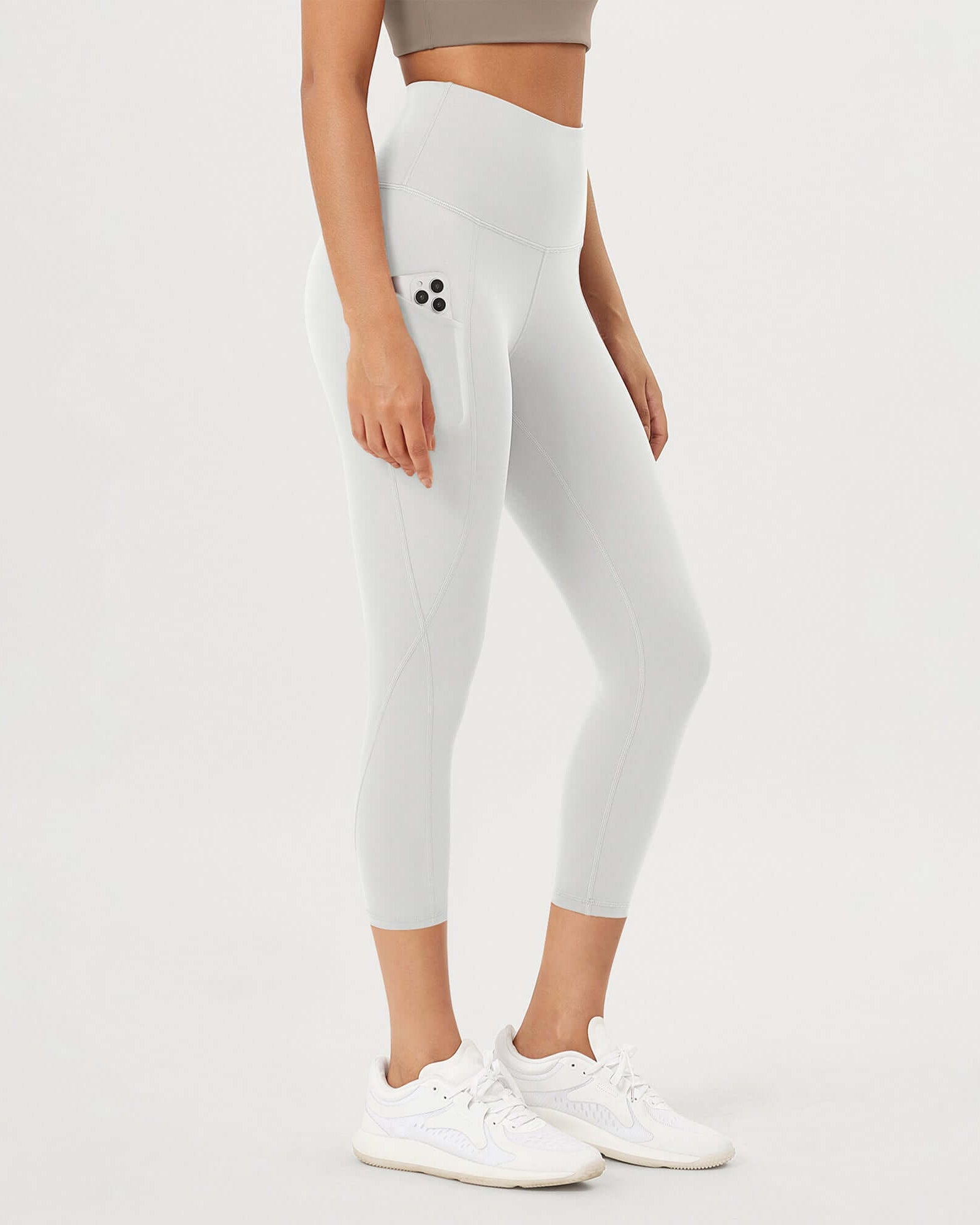 23�High Waisted Tummy Control Through Athletic Yoga Leggings with Pockets White - ododos