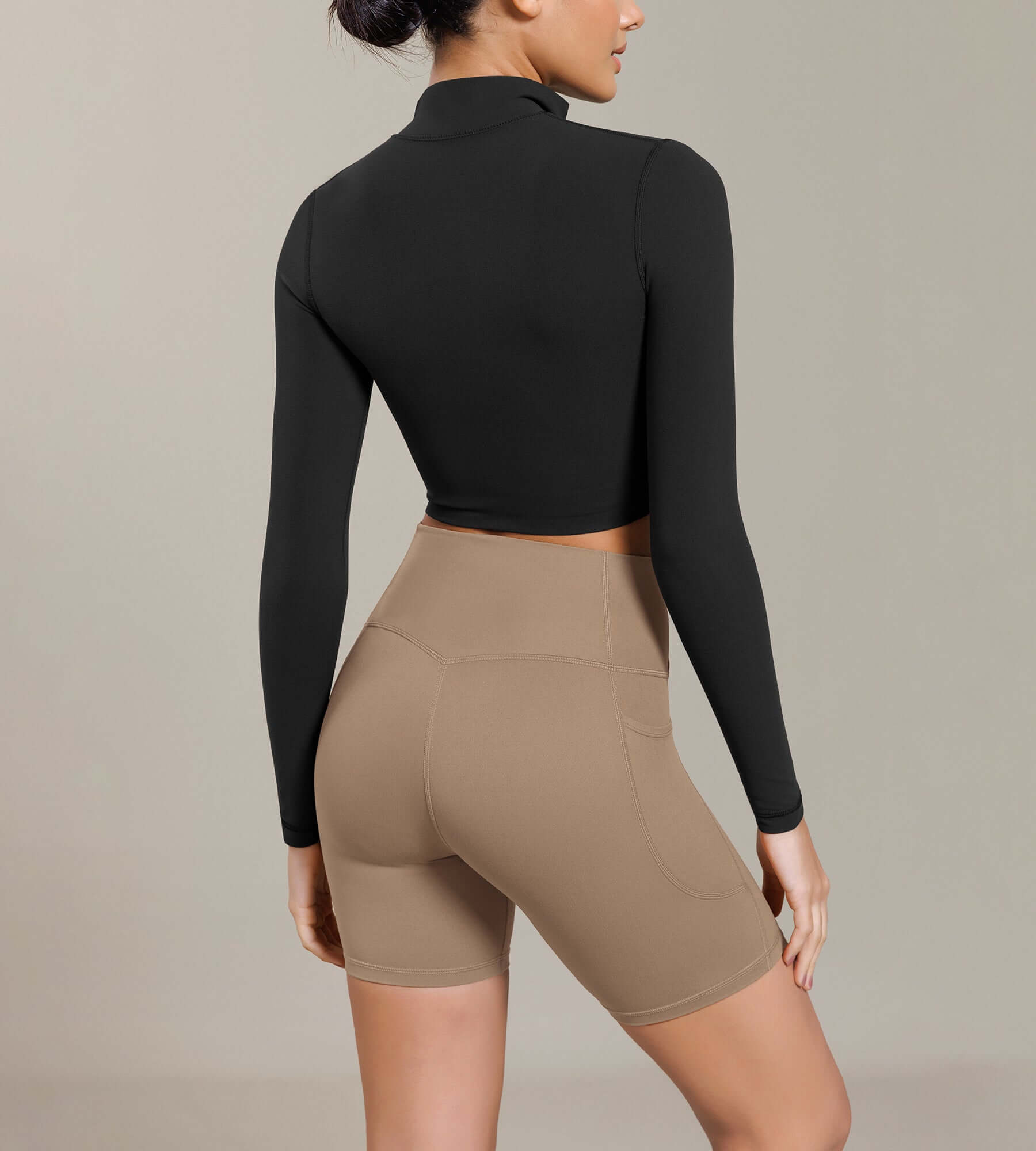 Cloud Feeling Cross Waist Yoga Shorts with Pockets - ododos