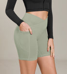 Cloud Feeling Cross Waist Yoga Shorts with Pockets - ododos