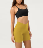 Cloud Feeling 6" Crossover Yoga Shorts - ododos