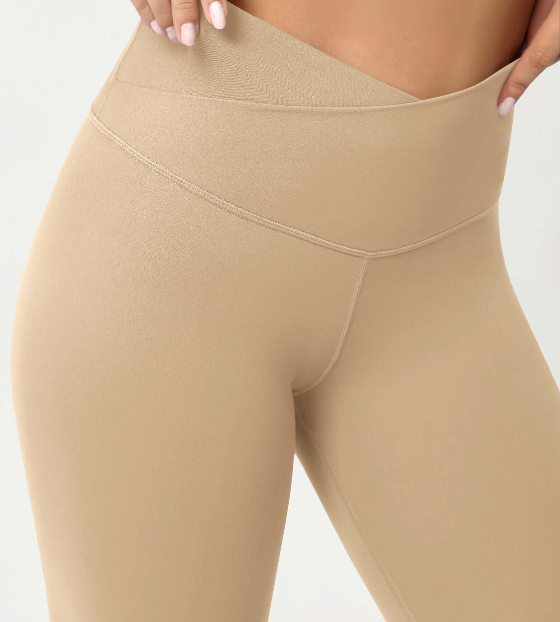 Cloud Feeling 8 Crossover Yoga Shorts - ododos