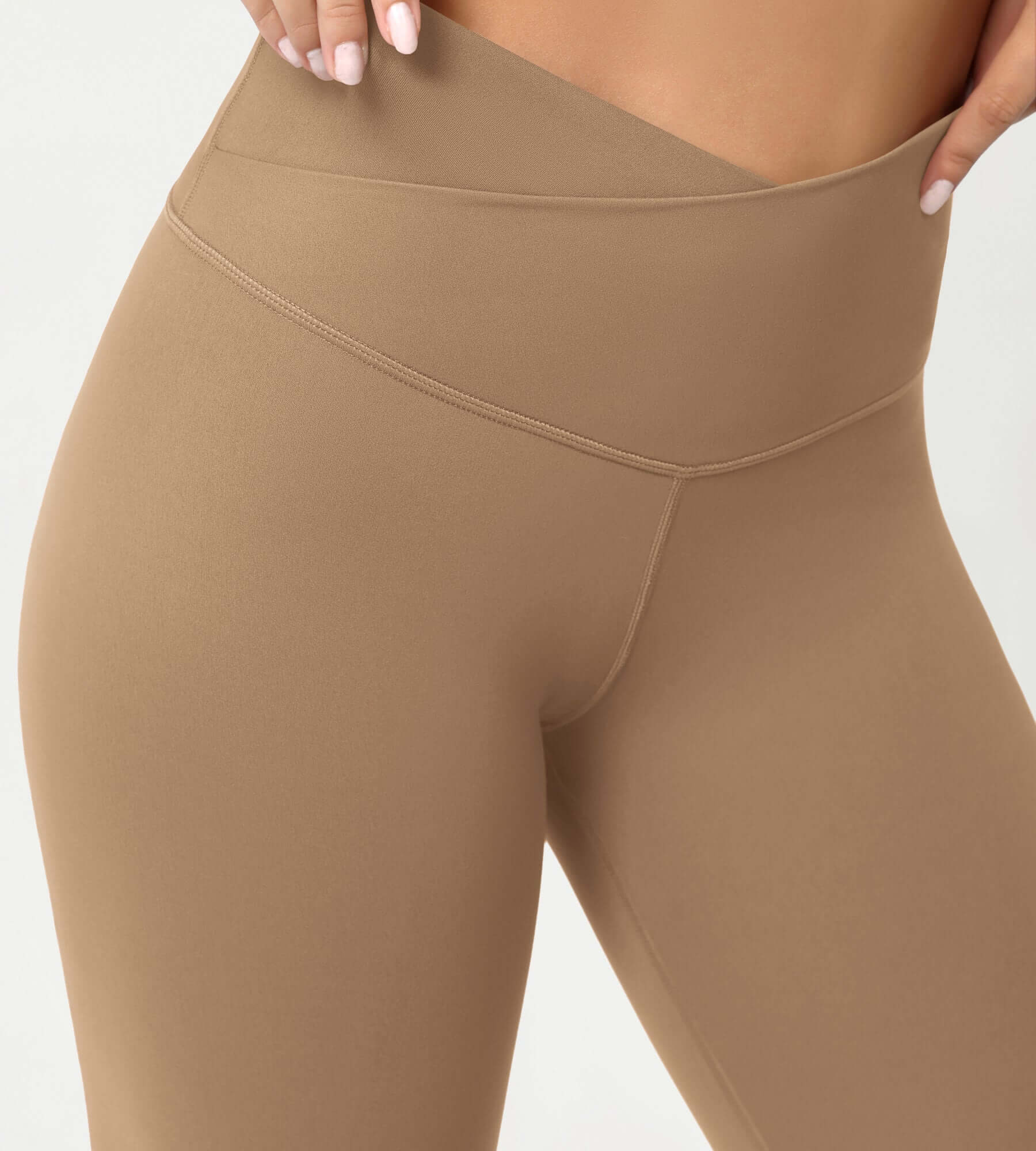 Cloud Feeling 8 Crossover Yoga Shorts - ododos